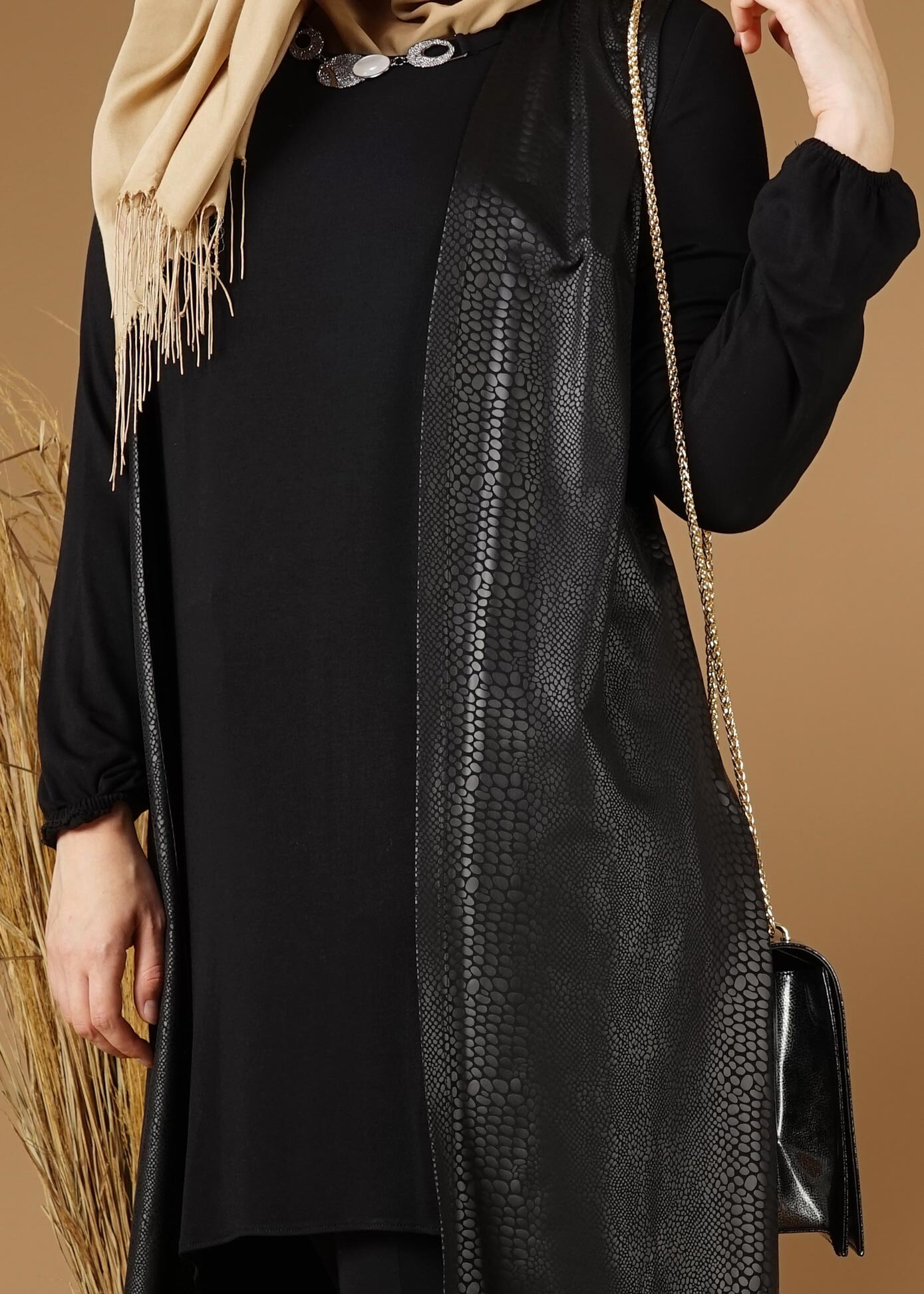 Tesettür giyim SİYAH 2663 TUNİK