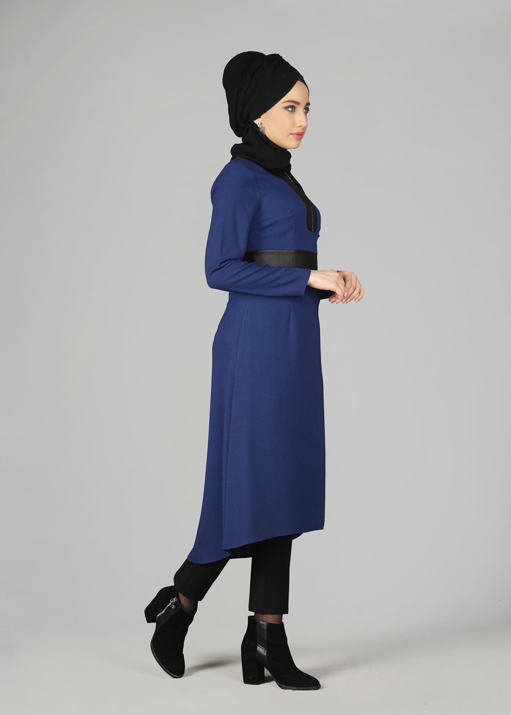 Tesettür giyim LACİVERT YAKASI FERMUAR DETAYLI TUNİK 4010