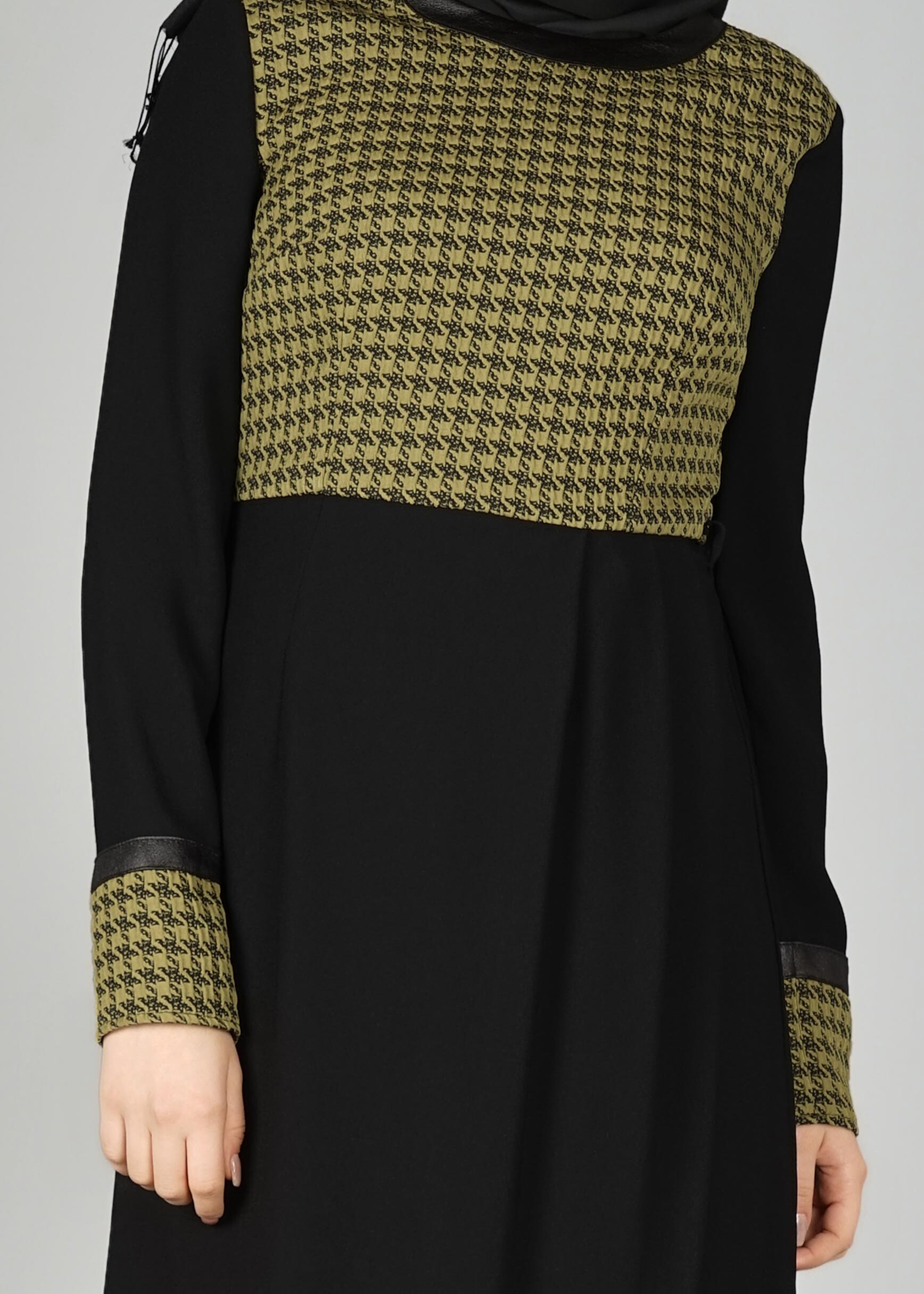 Tesettür giyim YEŞİL KAZAYAĞI DESENLİ PİLELİ TUNİK 4021