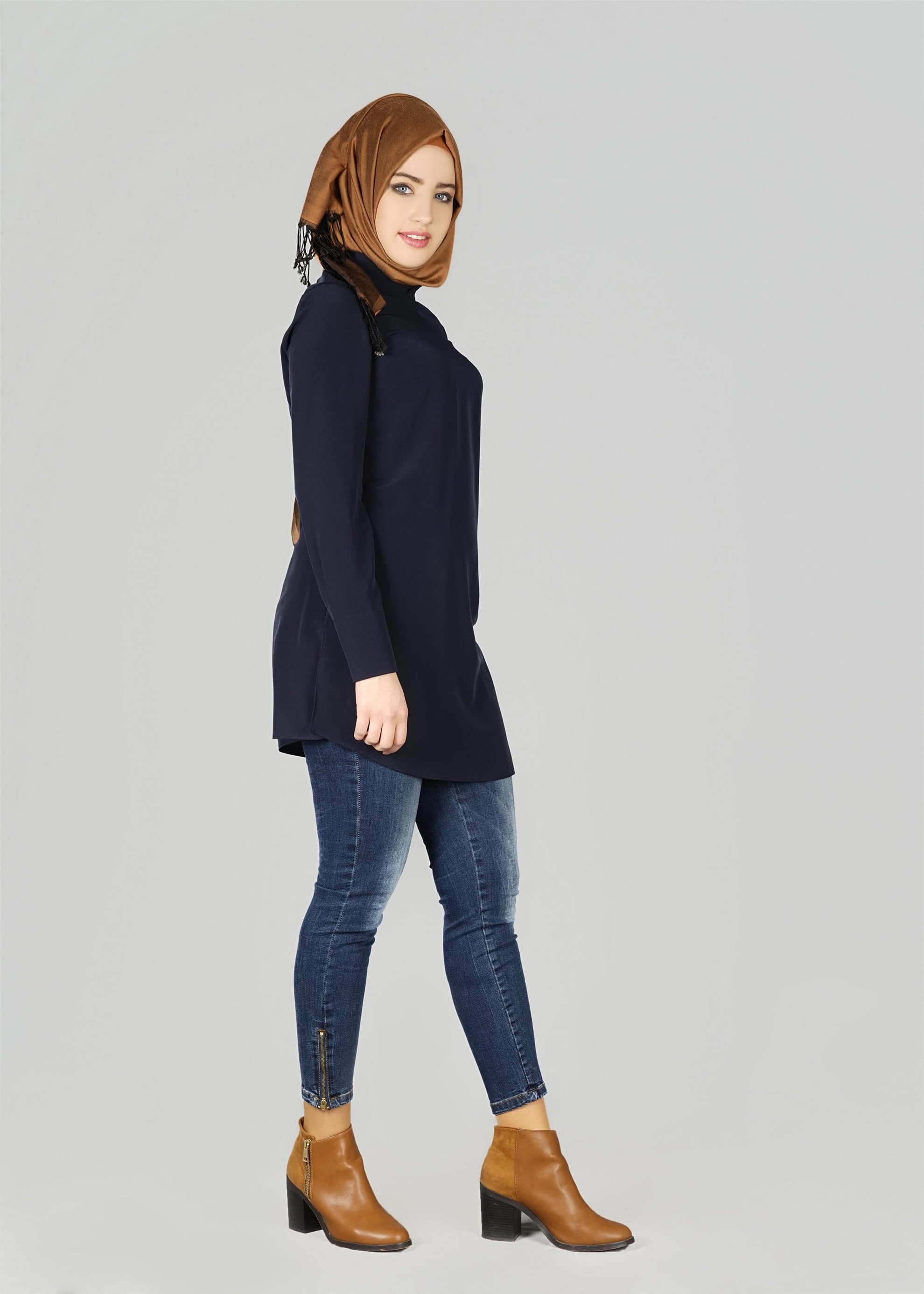 Tesettür giyim LACİVERT 4037 TUNİK