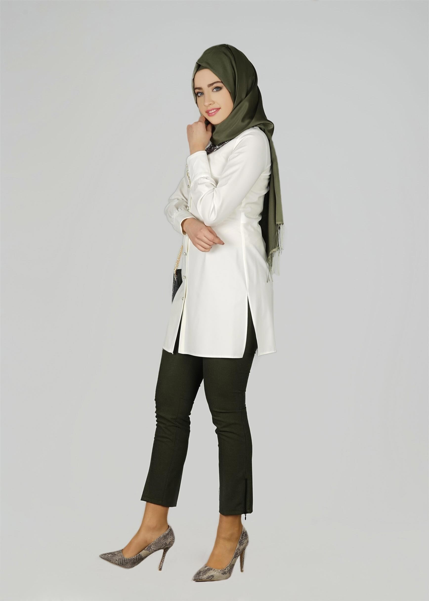 Tesettür giyim BEYAZ 4039 TUNİK