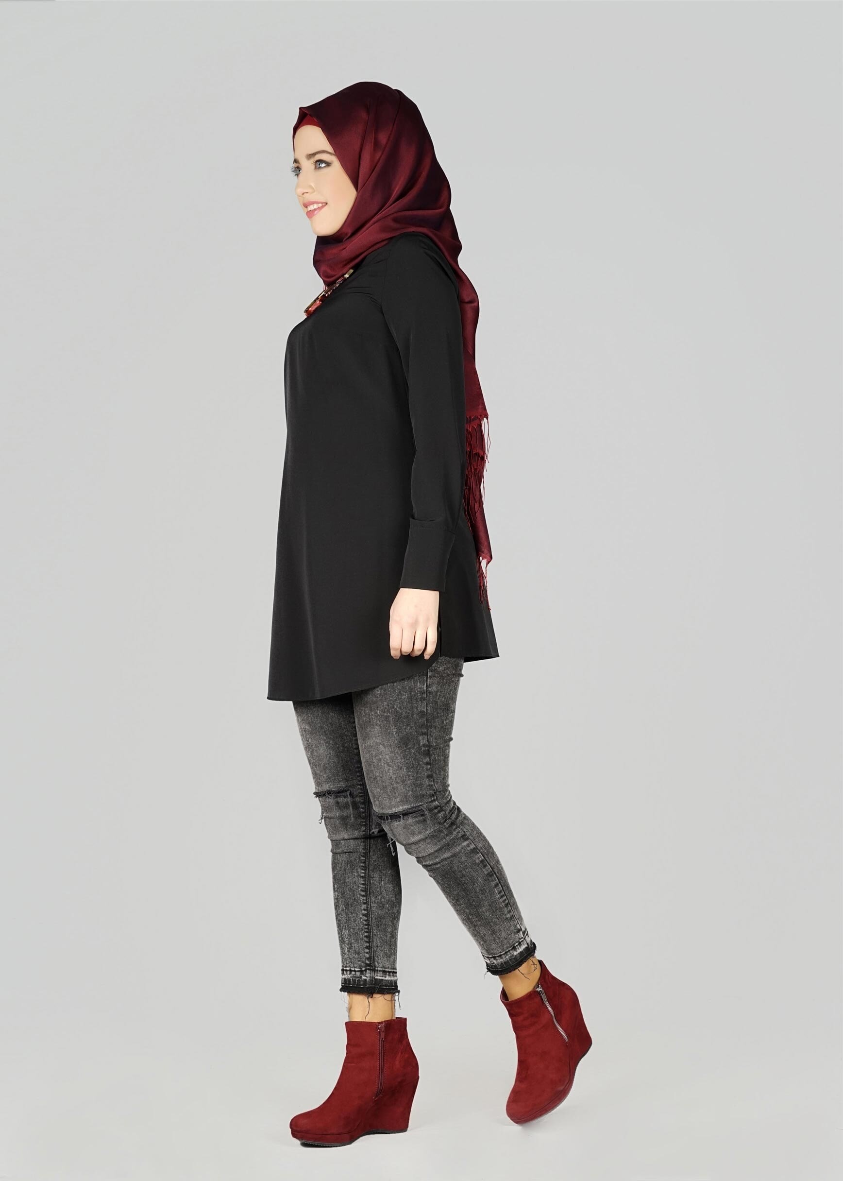 Tesettür giyim SİYAH 4046 TUNİK