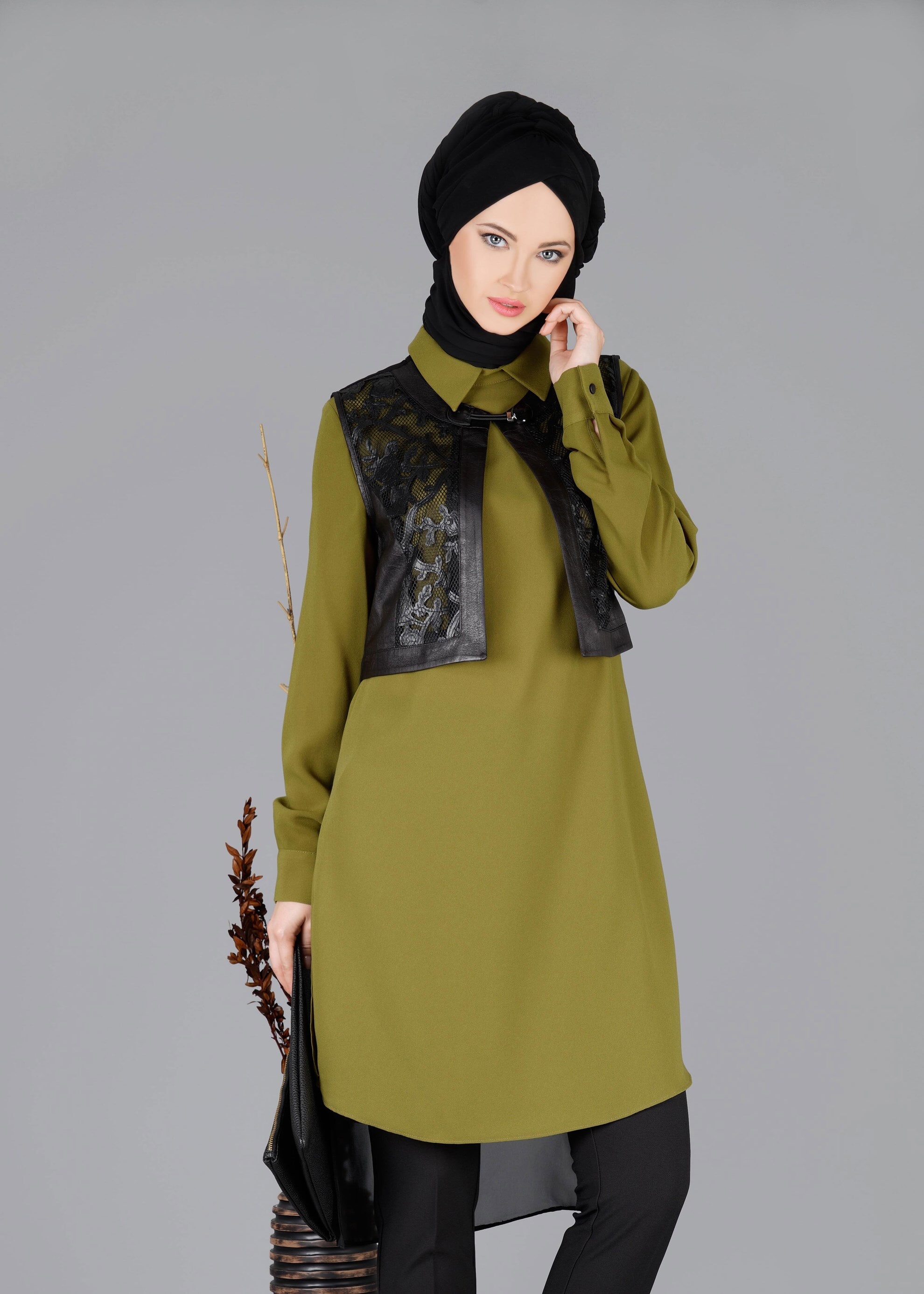 Tesettür giyim YEŞİL SİVRİ YAKA PARÇALI 2&prime;li TUNİK 4723