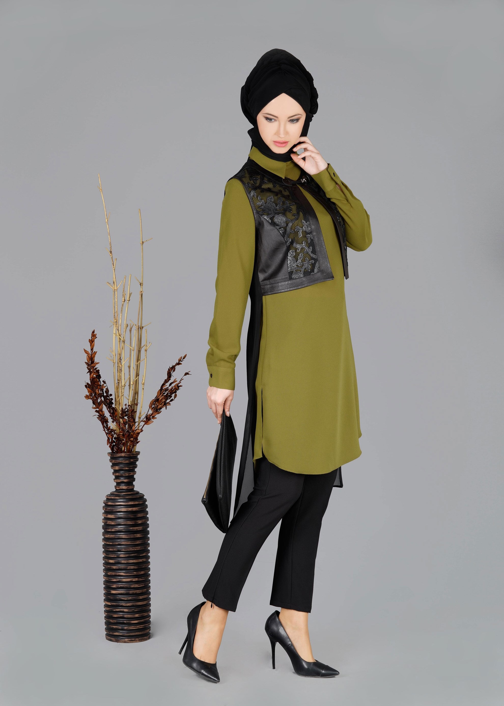 Tesettür giyim YEŞİL SİVRİ YAKA PARÇALI 2&prime;li TUNİK 4723