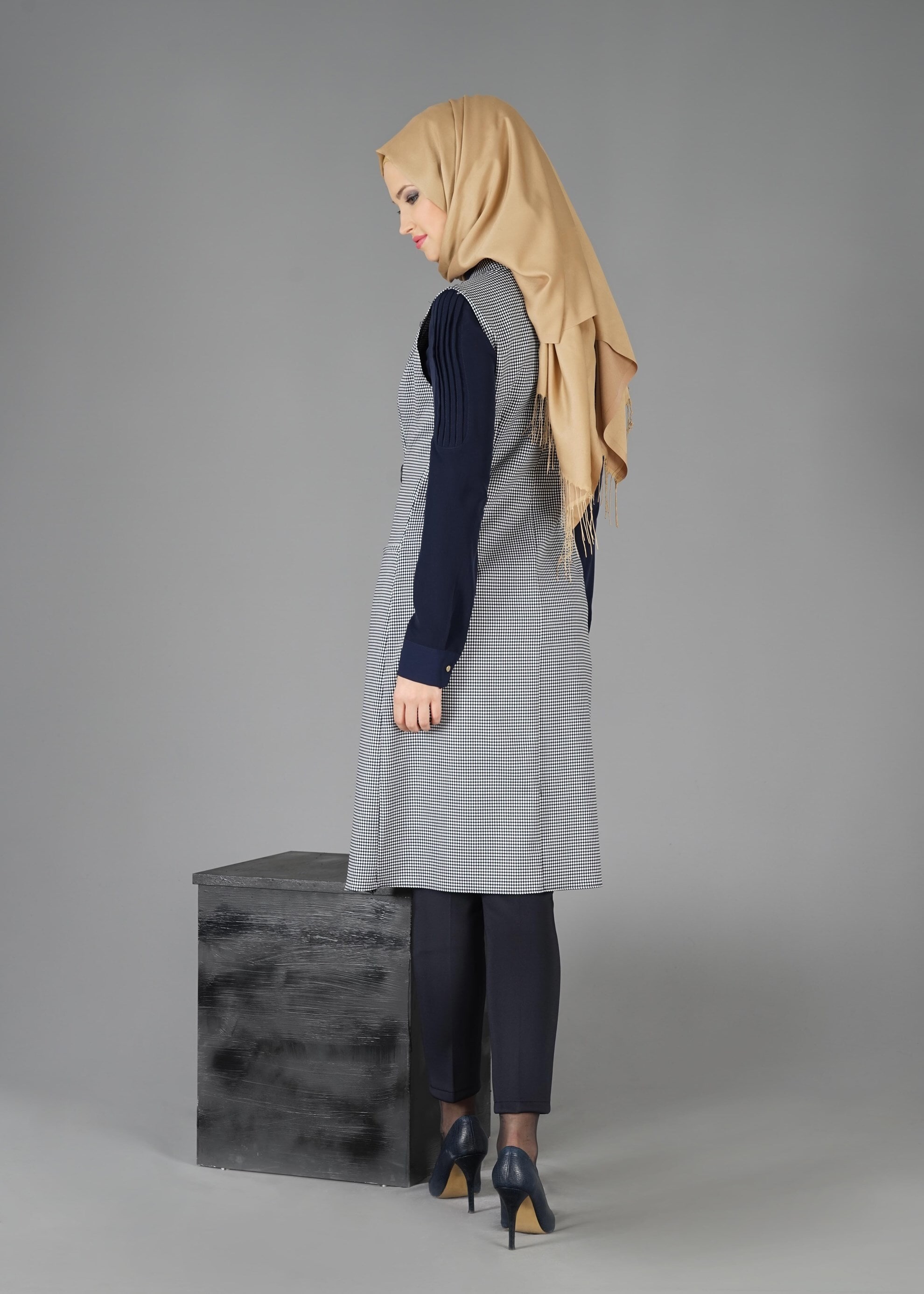 Tesettür giyim LACİVERT 4728 TUNİK