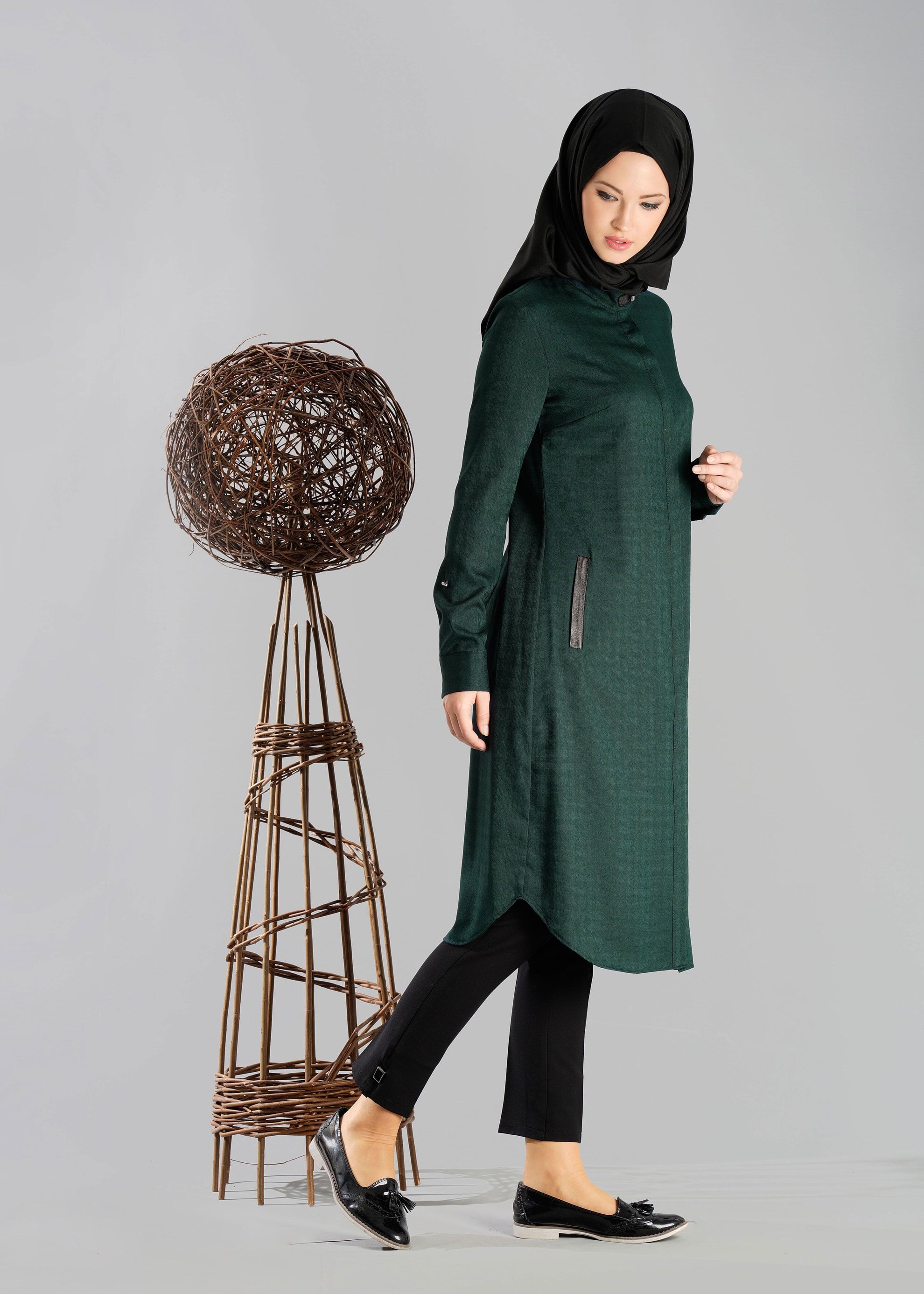 Tesettür giyim YEŞİL DOKULU CEPLİ TUNİK 4732