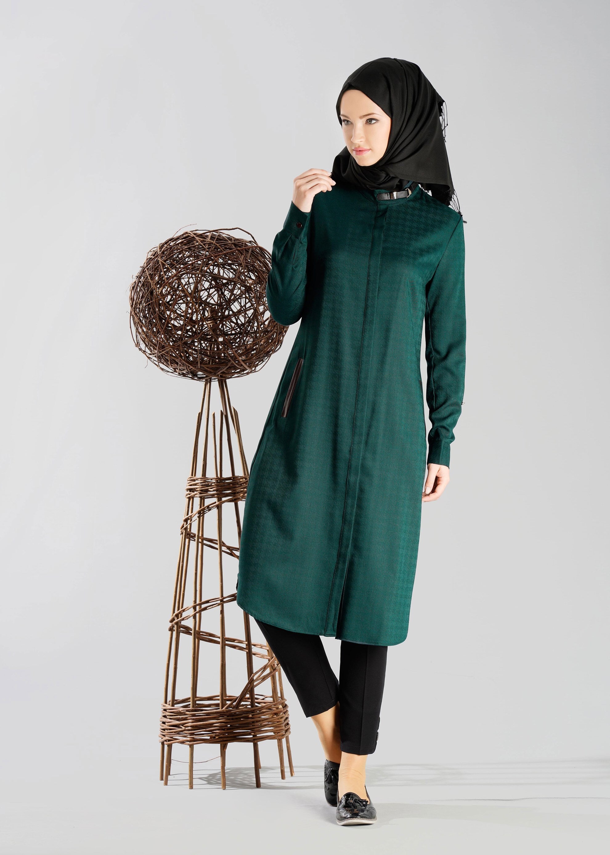Tesettür giyim YEŞİL DOKULU CEPLİ TUNİK 4732