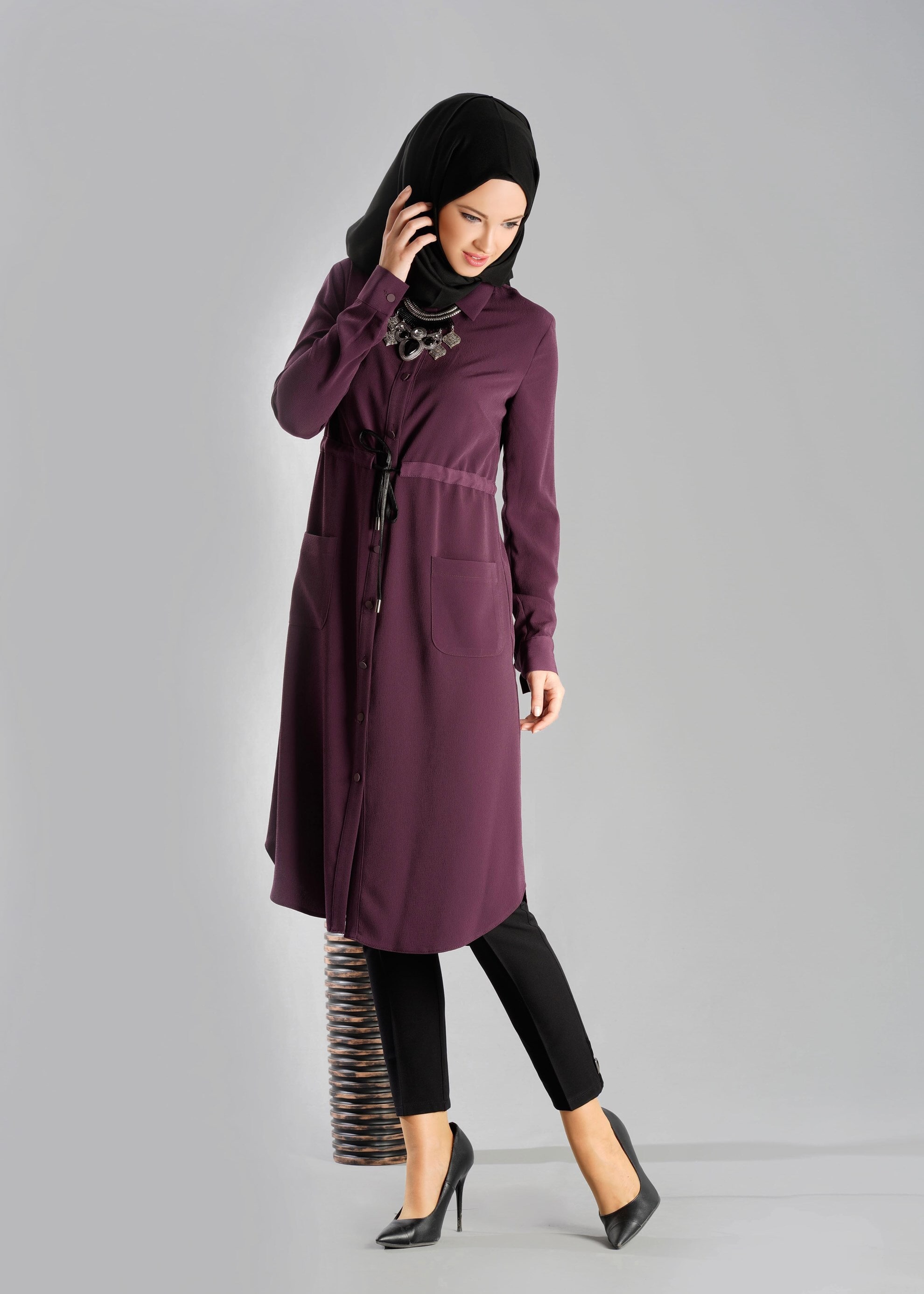 Tesettür giyim MOR BELİ BÜZGÜLÜ BAĞCIKLI TUNİK 4736