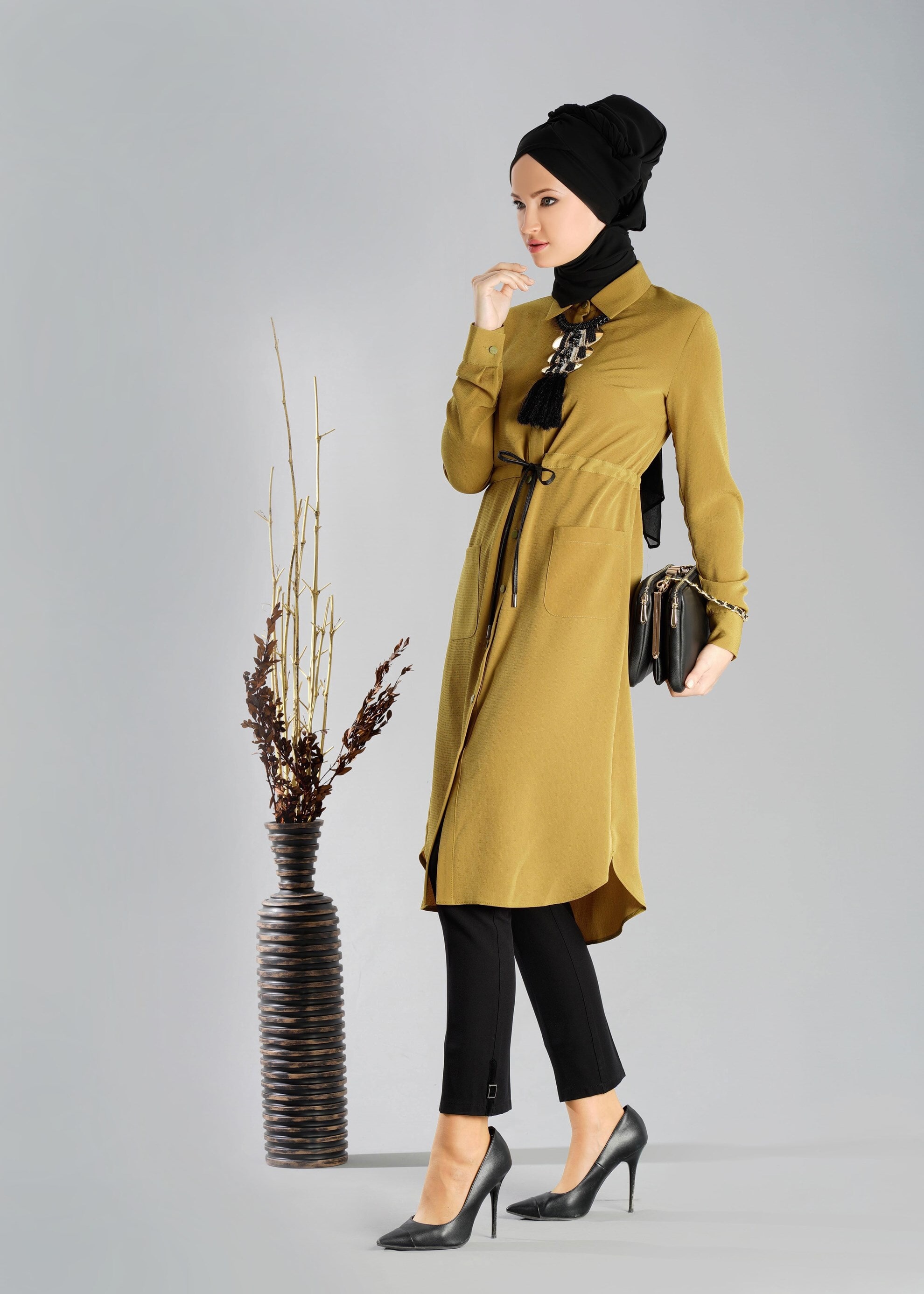 Tesettür giyim YEŞİL BELİ BÜZGÜLÜ BAĞCIKLI TUNİK 4736