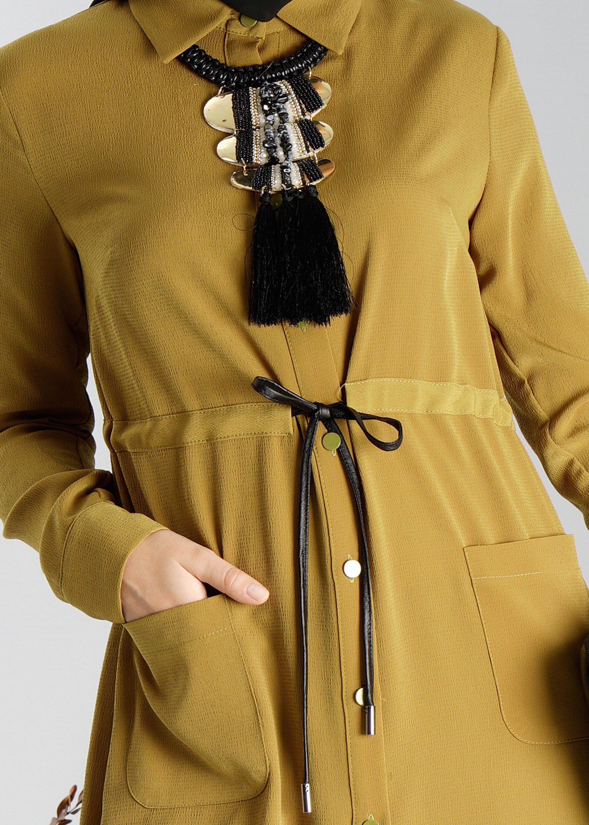 Tesettür giyim YEŞİL BELİ BÜZGÜLÜ BAĞCIKLI TUNİK 4736