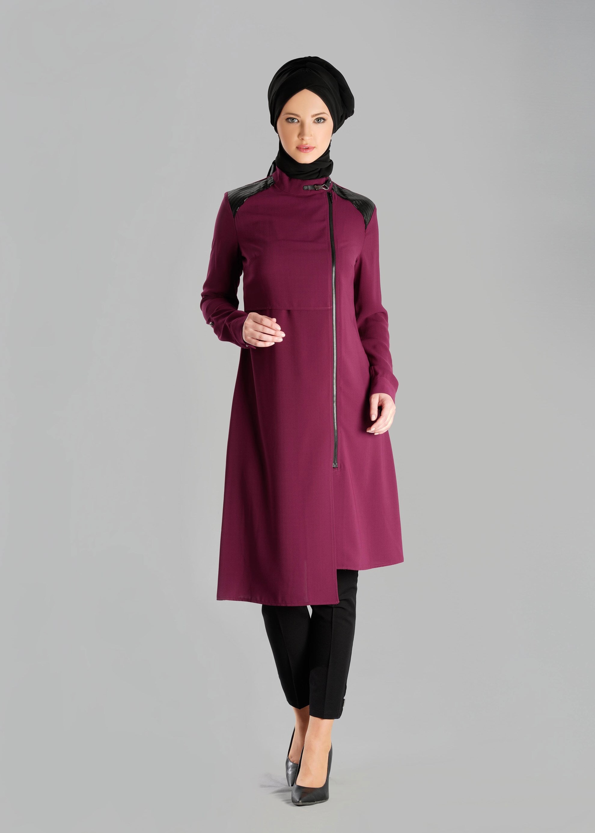 Tesettür giyim MÜRDÜM OMUZ DETAYLI FERMUARLI TUNİK 4741