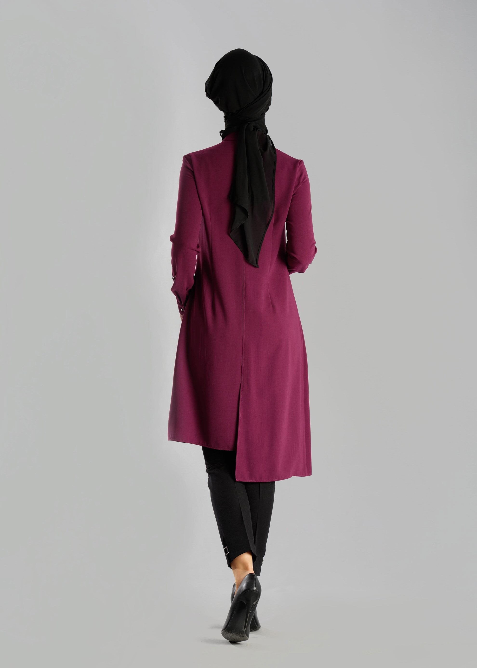 Tesettür giyim MÜRDÜM OMUZ DETAYLI FERMUARLI TUNİK 4741