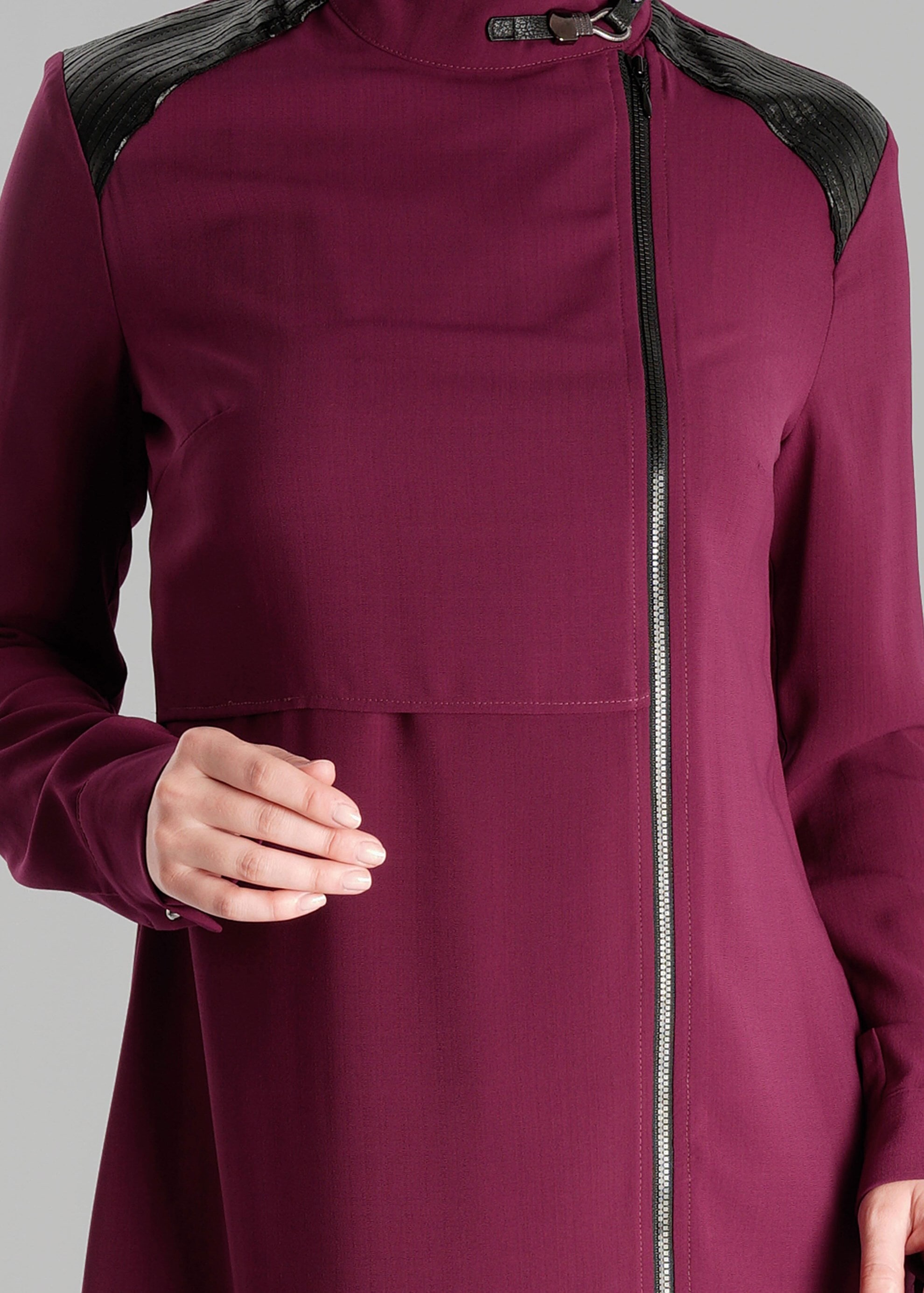 Tesettür giyim MÜRDÜM OMUZ DETAYLI FERMUARLI TUNİK 4741