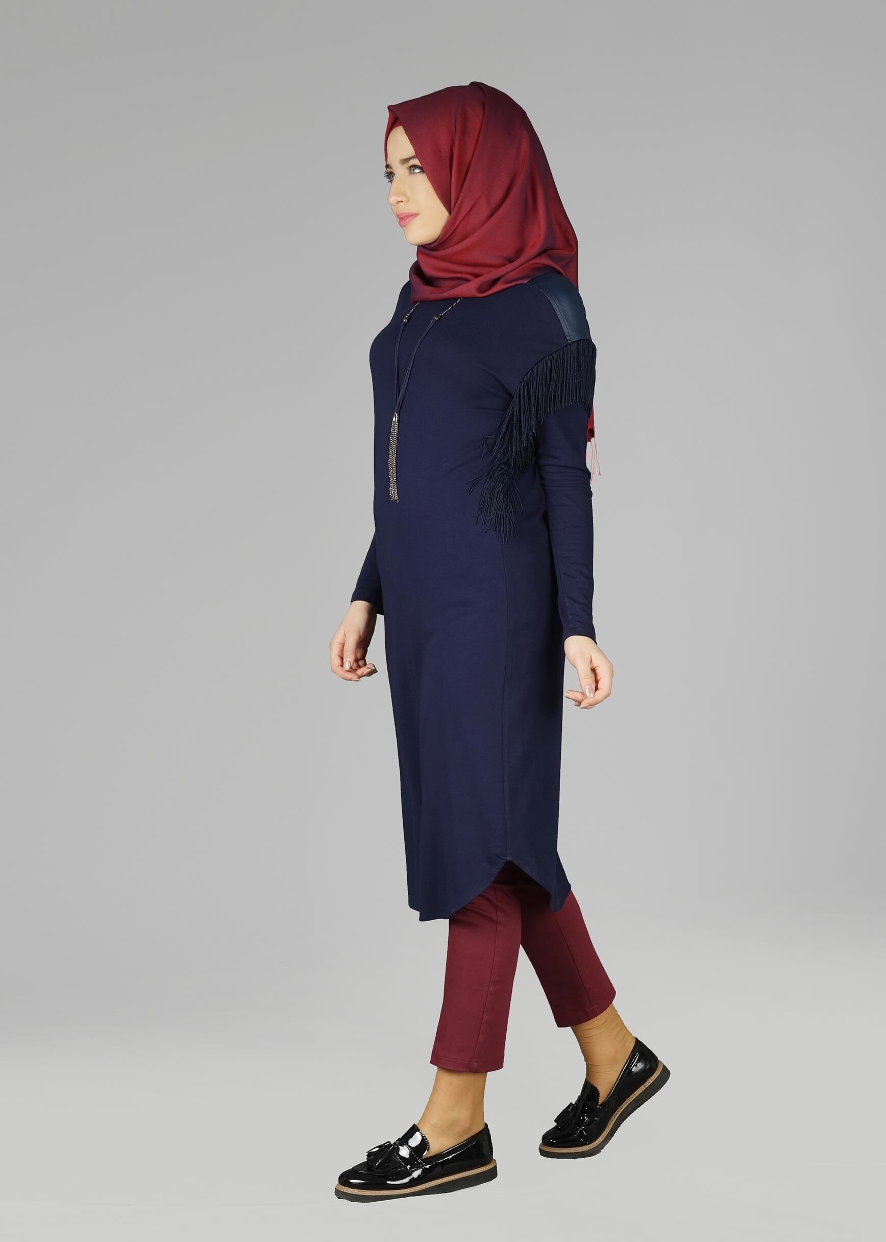 Tesettür giyim LACİVERT KOLLARI SAÇAKLI TUNİK 4744