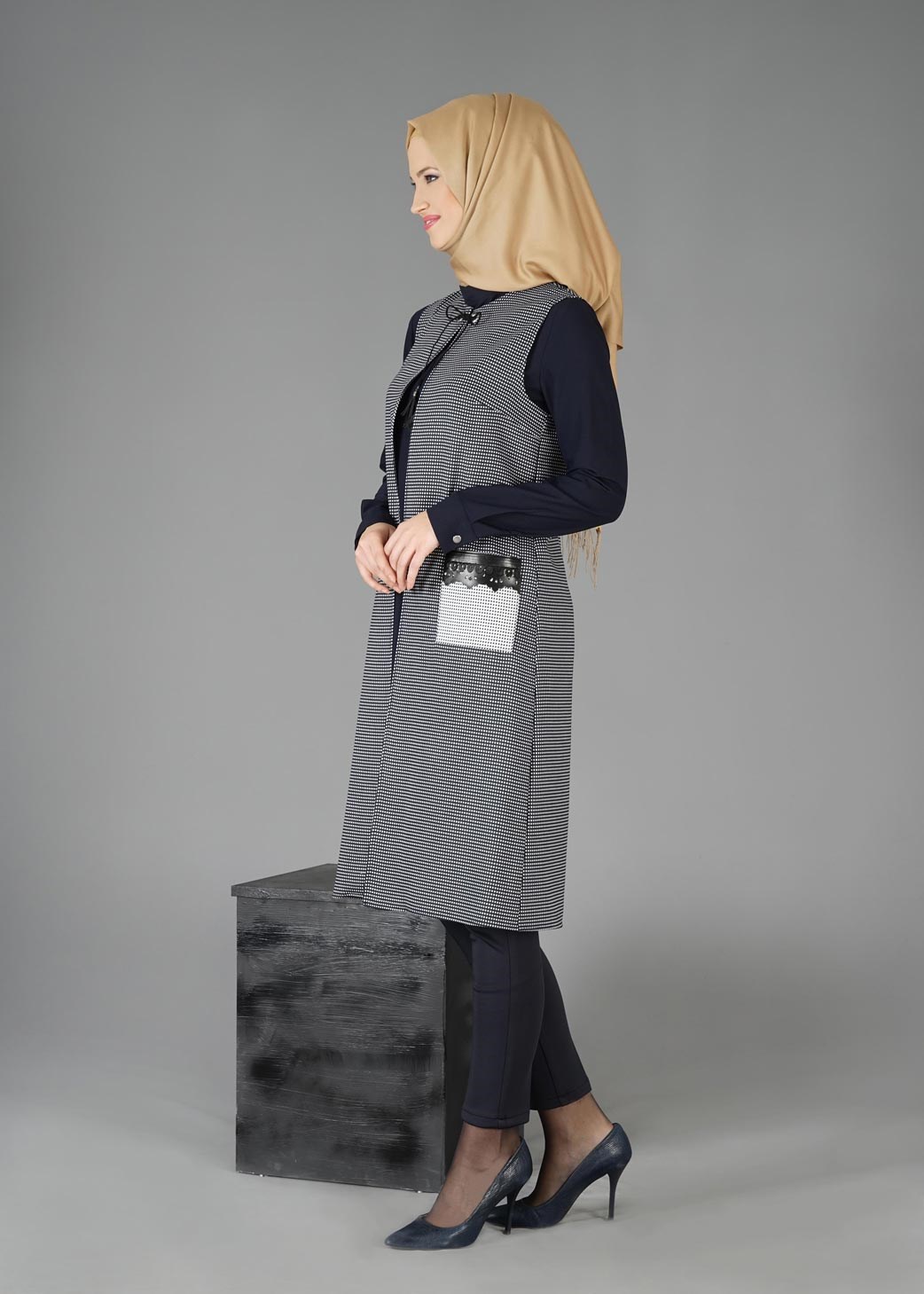 Tesettür giyim LACİVERT 4757 TUNİK