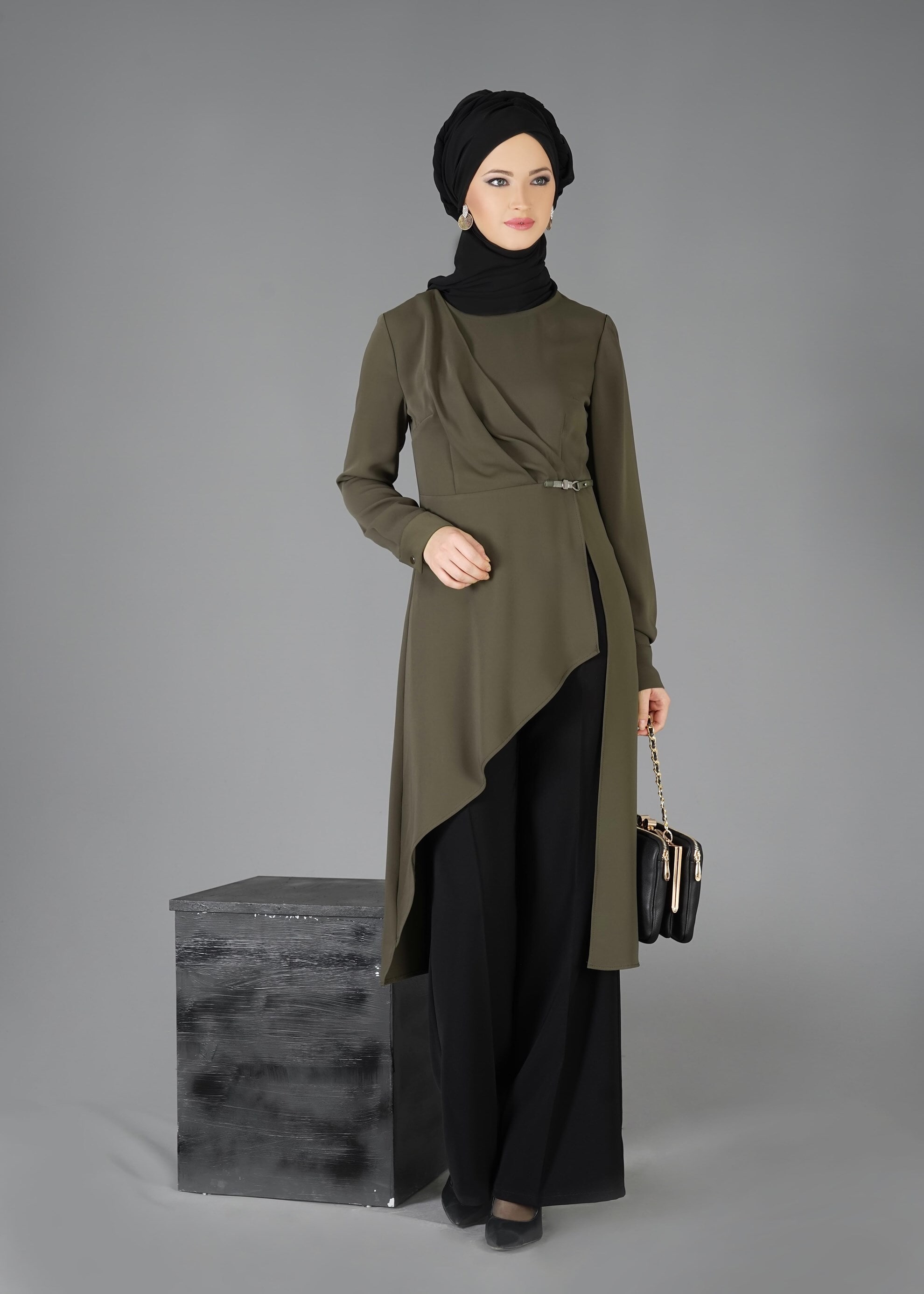 Tesettür giyim HAKİ ASİMETRİK KESİM KLASİK TUNİK 4768