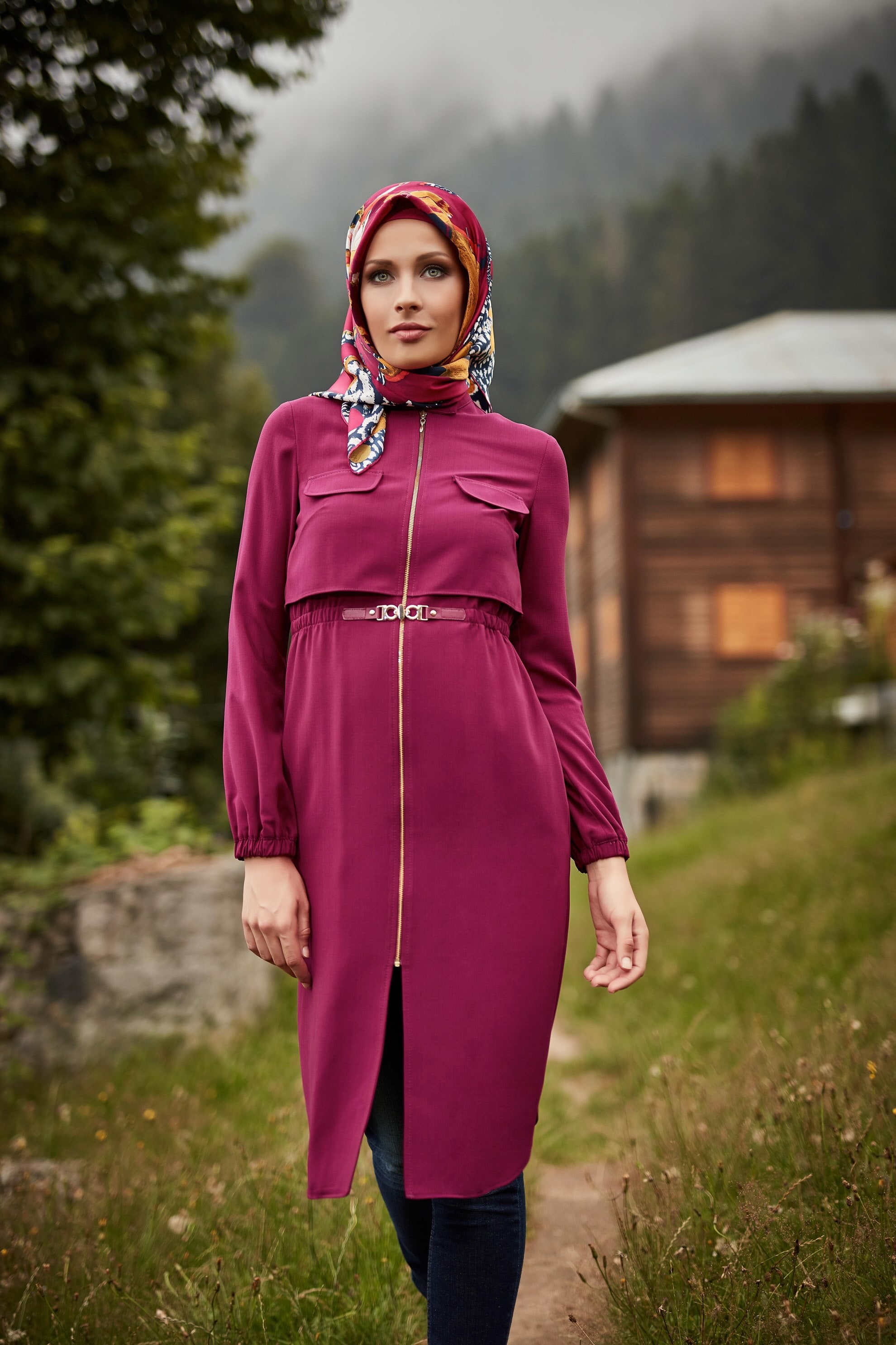 Tesettür giyim MOR BELİ BÜZGÜLÜ FERMUARLI TUNİK 4777