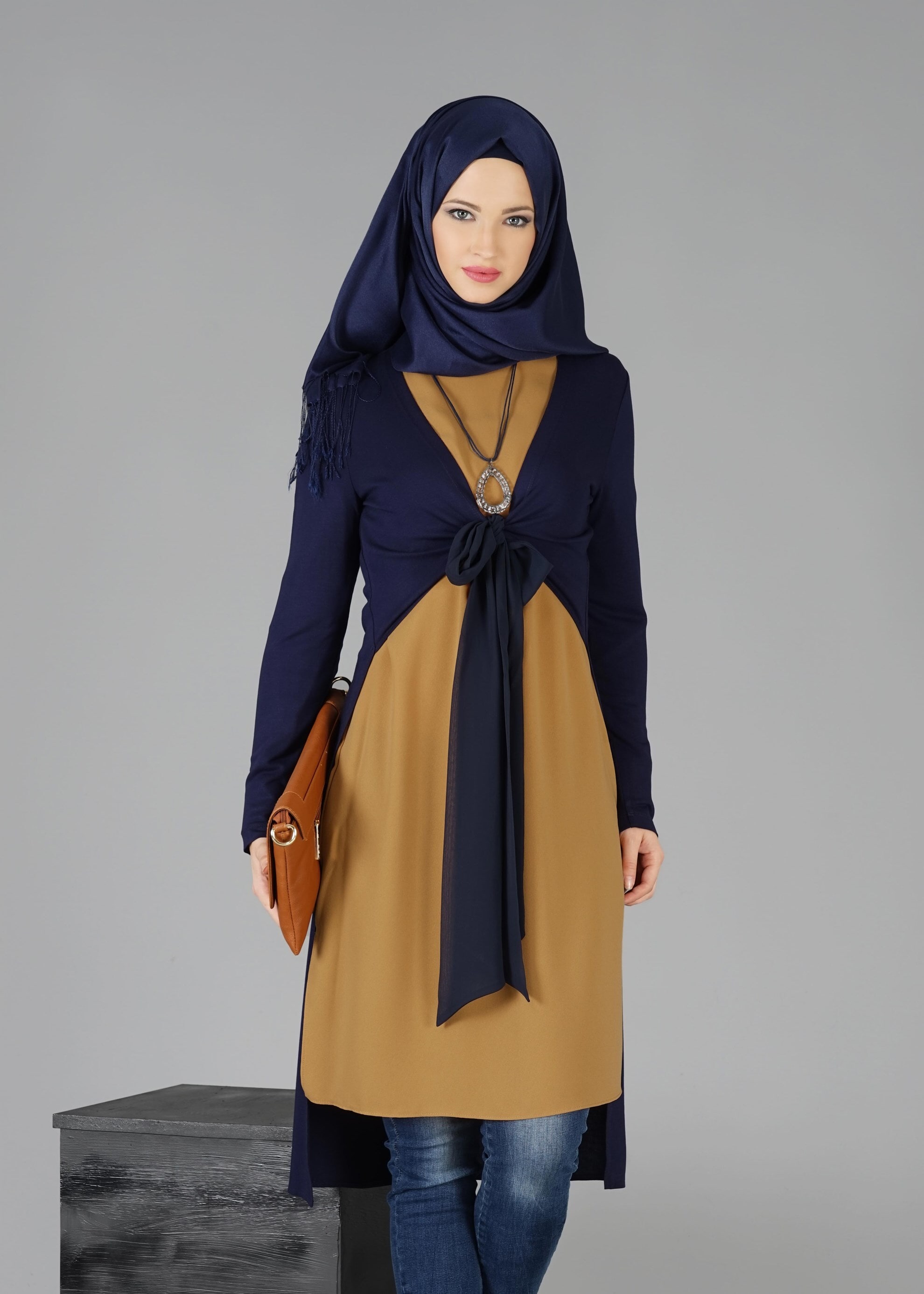 Tesettür giyim KAHVE BELDEN BAĞLAMALI 2&prime;li TUNİK 4778