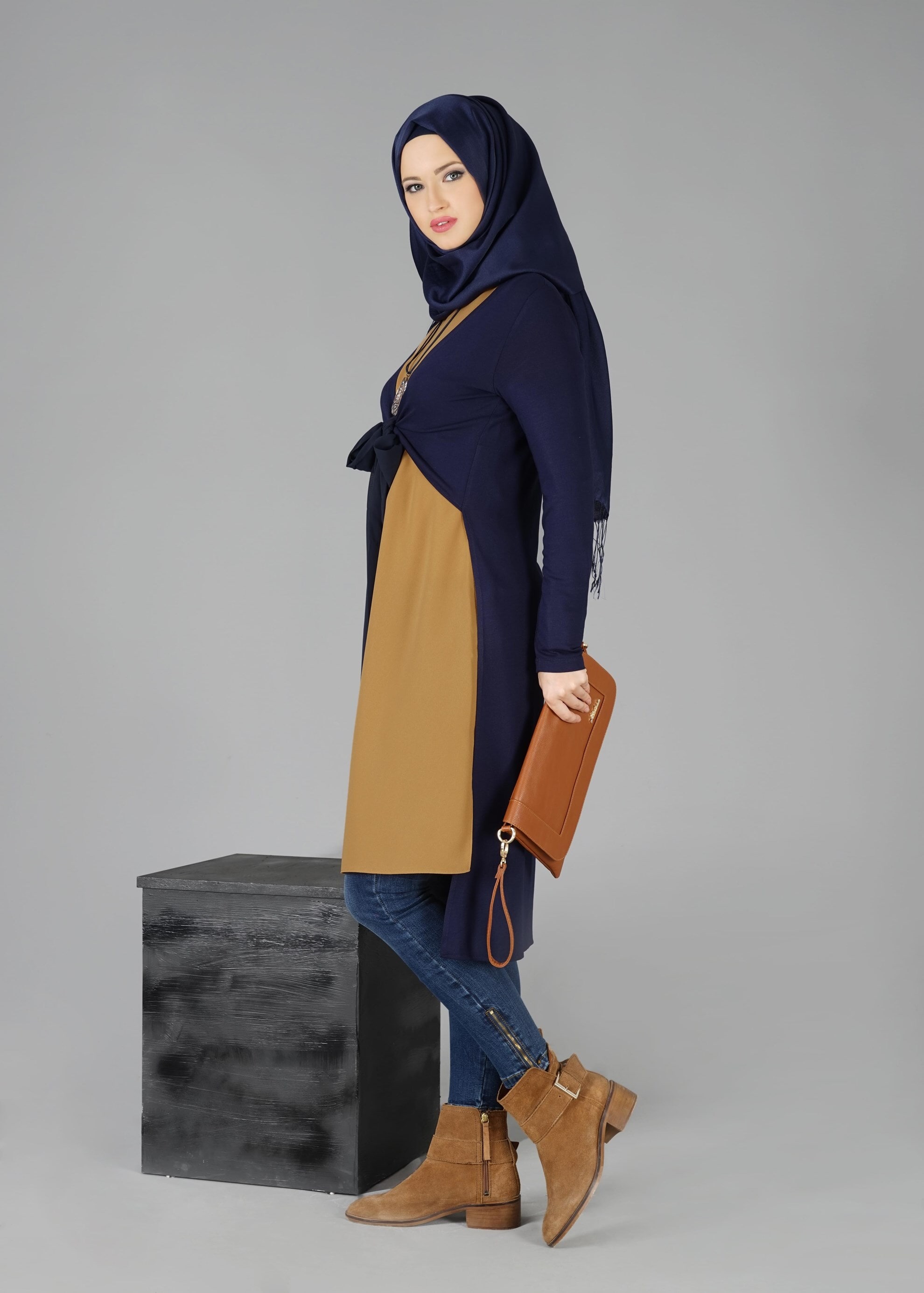 Tesettür giyim KAHVE BELDEN BAĞLAMALI 2&prime;li TUNİK 4778