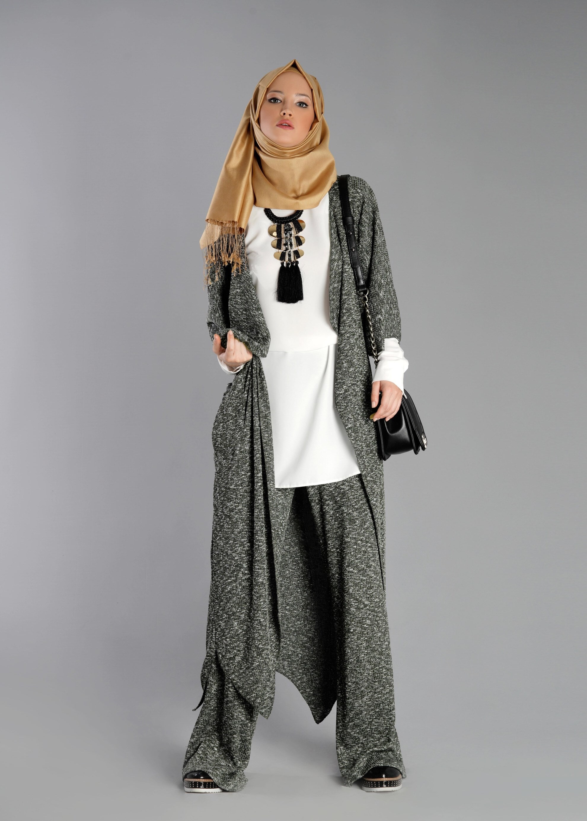Tesettür giyim HAKİ 4843 TUNİK