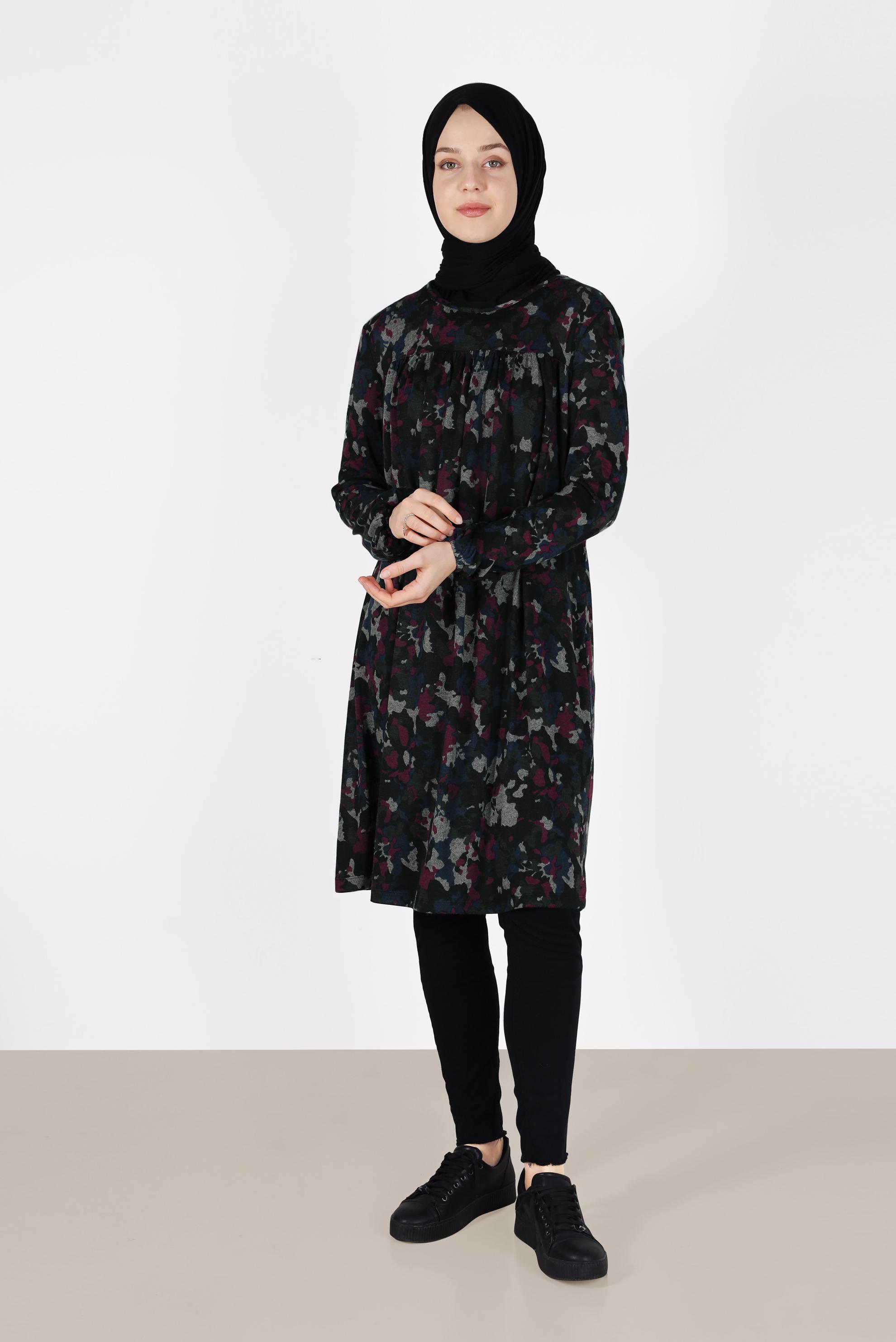 Tesettür giyim LACİVERT MANŞETLERİ LASTİKLİ DESENLİ TUNİK 4865 