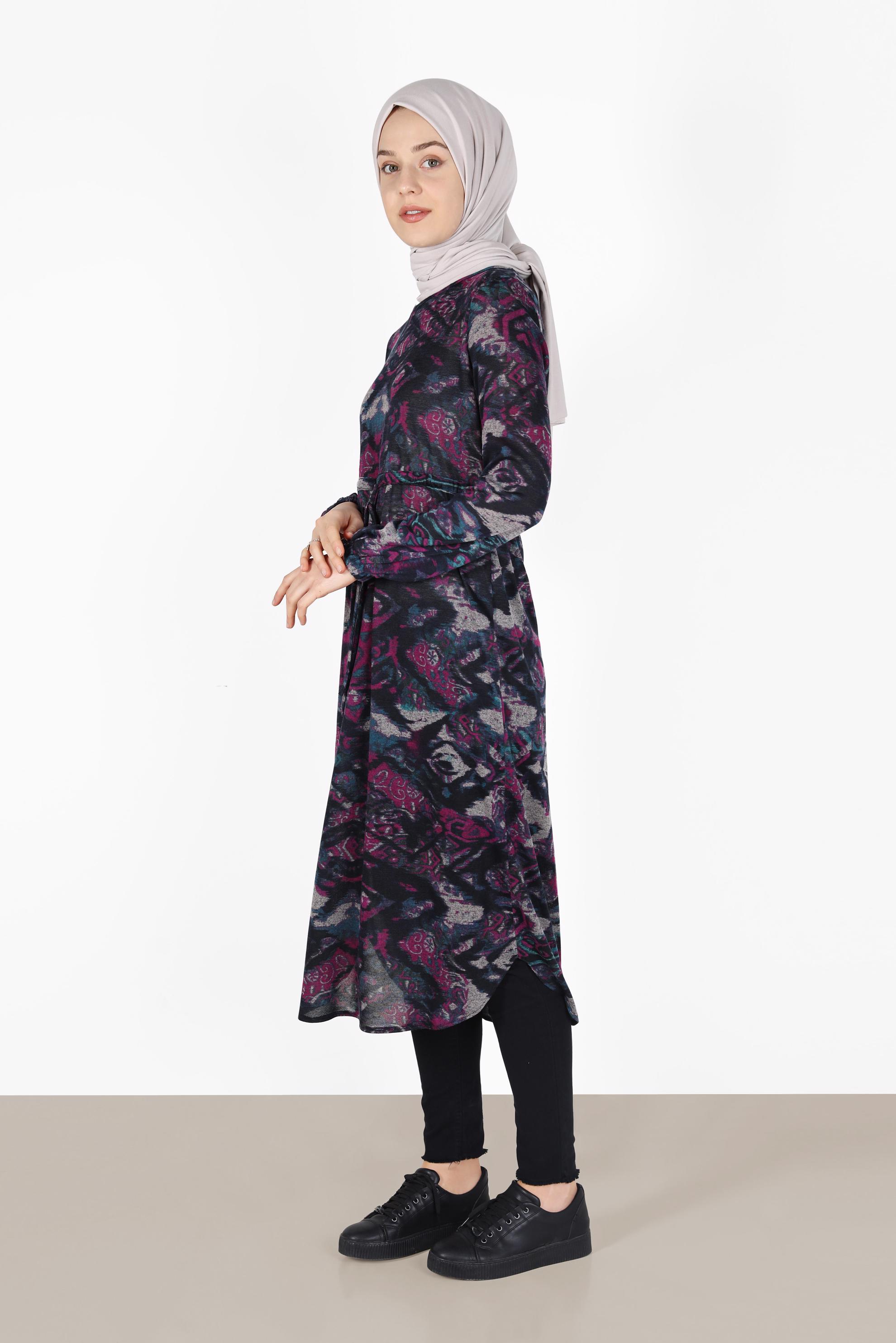 Tesettür giyim FUŞYA BELİ BÜZGÜLÜ MANŞETLERİ LASTİKLİ DESENLİ TUNİK 4866 