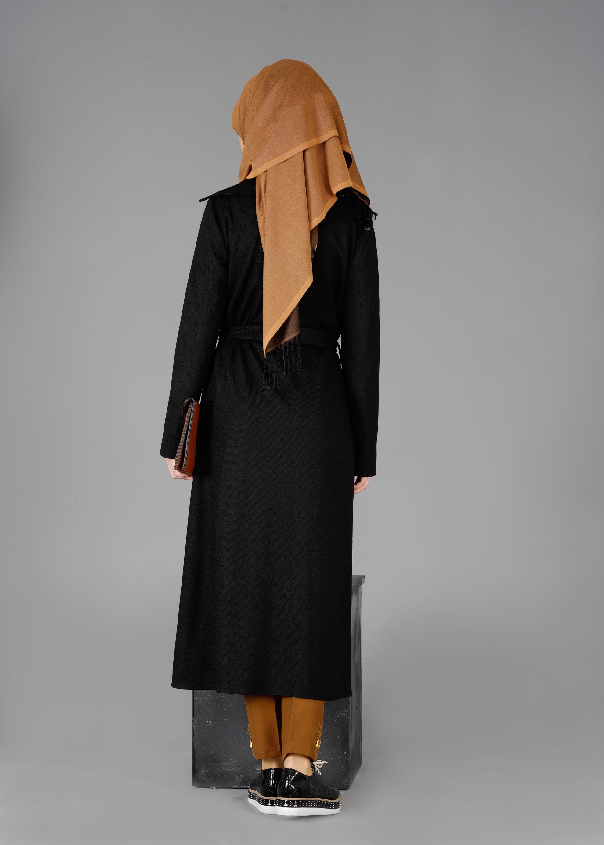 Tesettür giyim SİYAH KRUVAZE YAKA TUNİK 4876