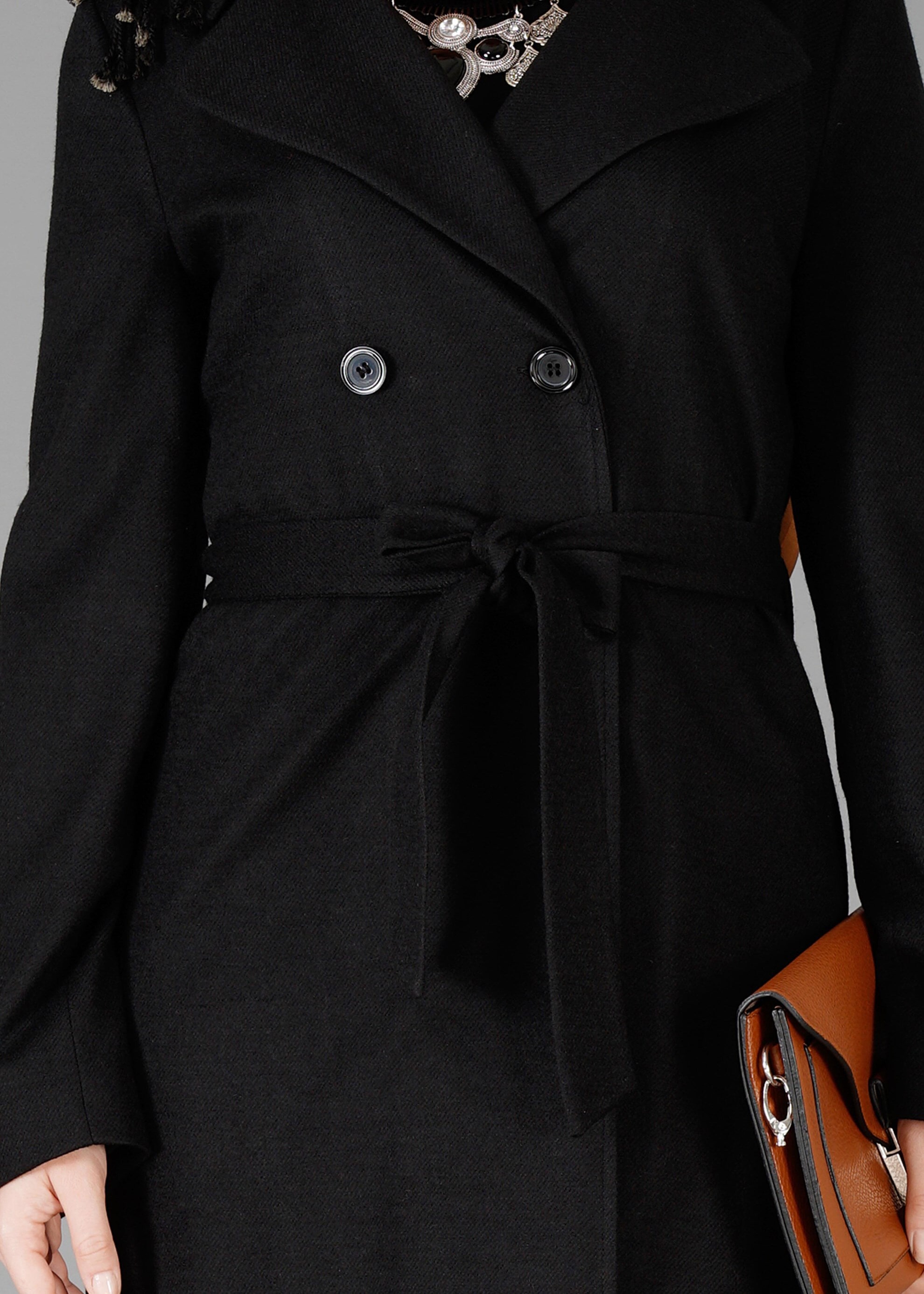 Tesettür giyim SİYAH KRUVAZE YAKA TUNİK 4876