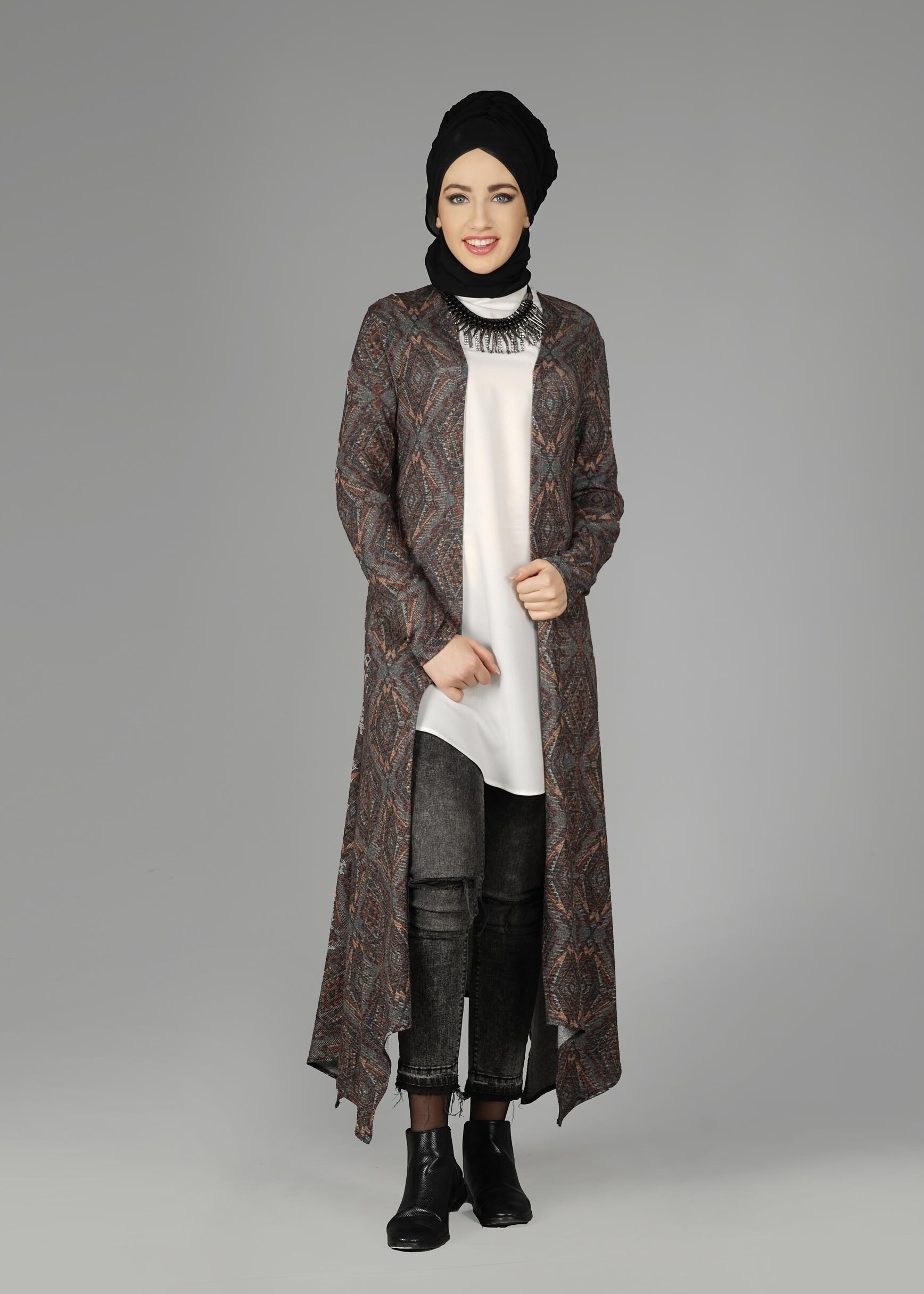 Tesettür giyim GRİ ETNİK DESENLİ TUNİK 4885