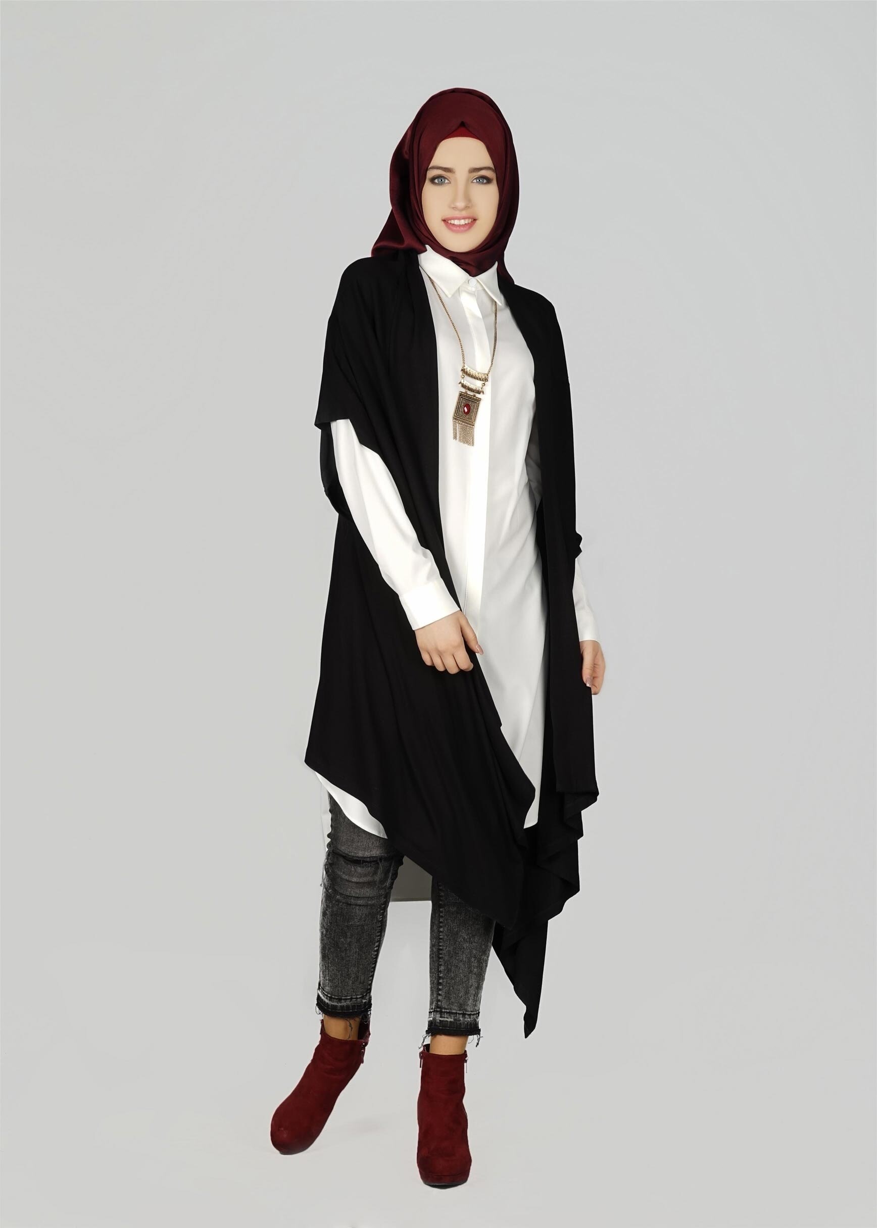 Tesettür giyim SİYAH ASİMETRİK KESİM TUNİK 4886