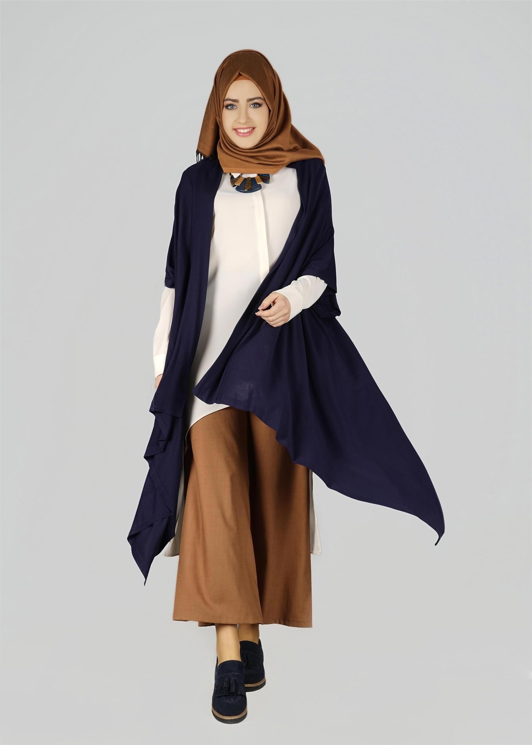 Tesettür giyim LACİVERT ASİMETRİK KESİM TUNİK 4886