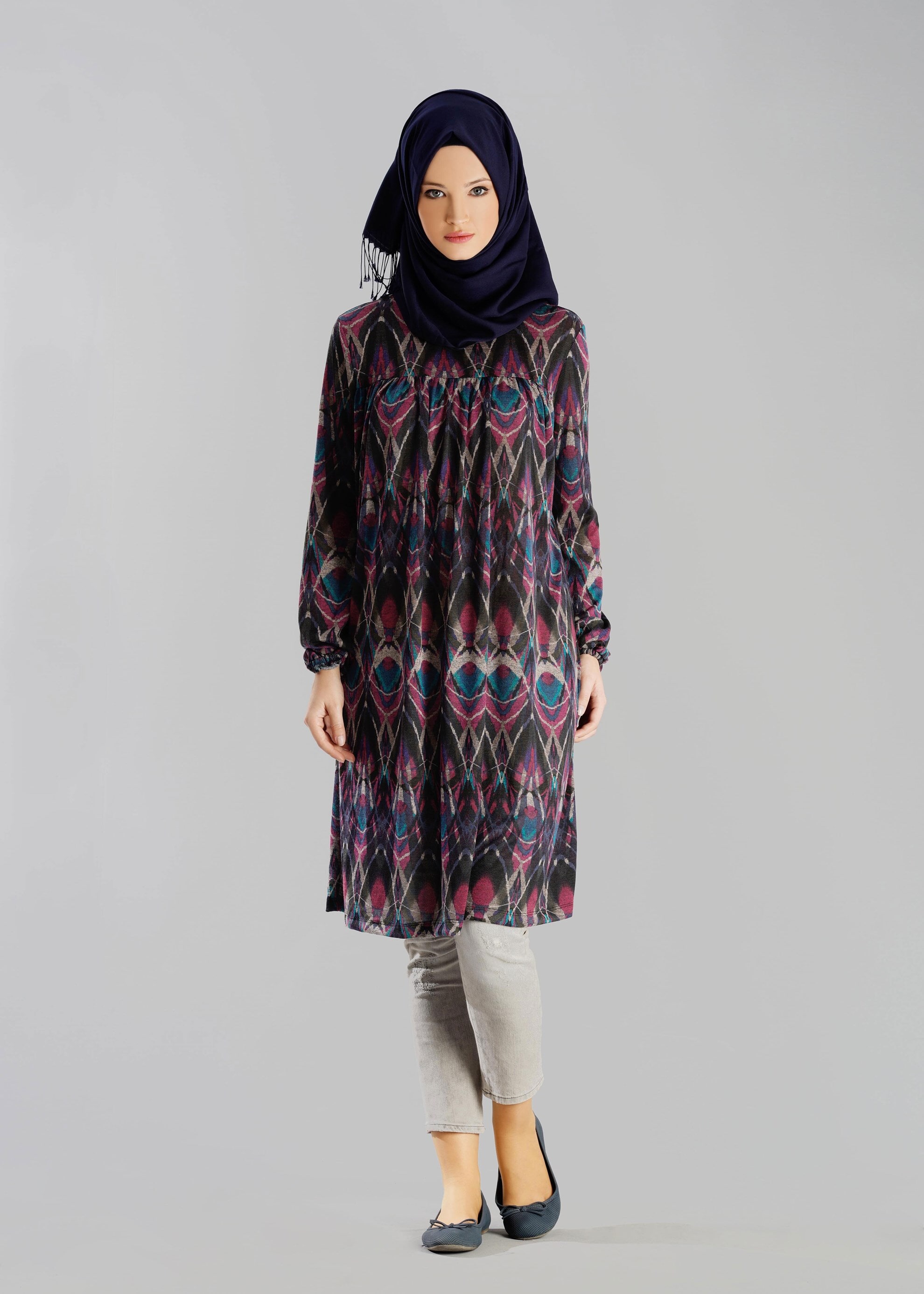Tesettür giyim LACİVERT DESENLİ TUNİK 4865-1