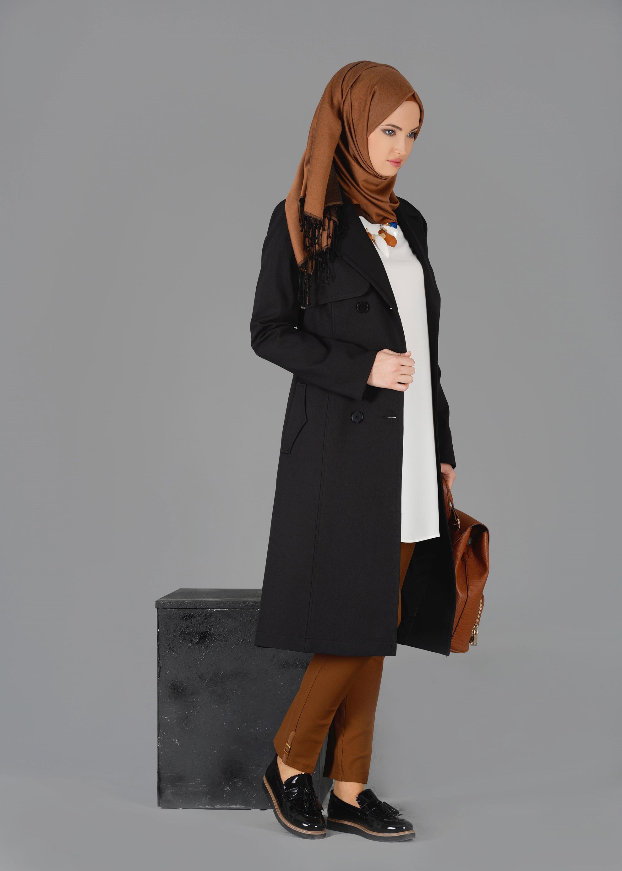 Tesettür giyim SİYAH 1868 TRENÇKOT