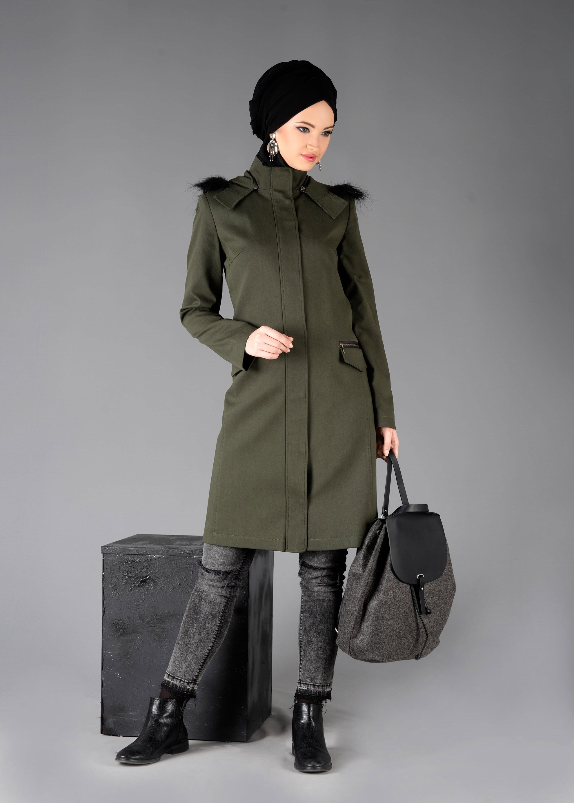 Tesettür giyim HAKİ 1870 TRENÇKOT