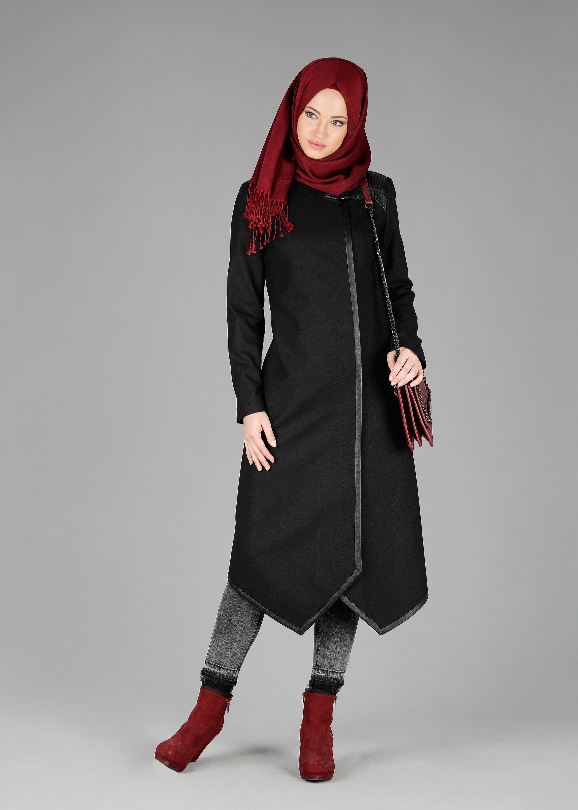 Tesettür giyim SİYAH 1913 TRENÇKOT