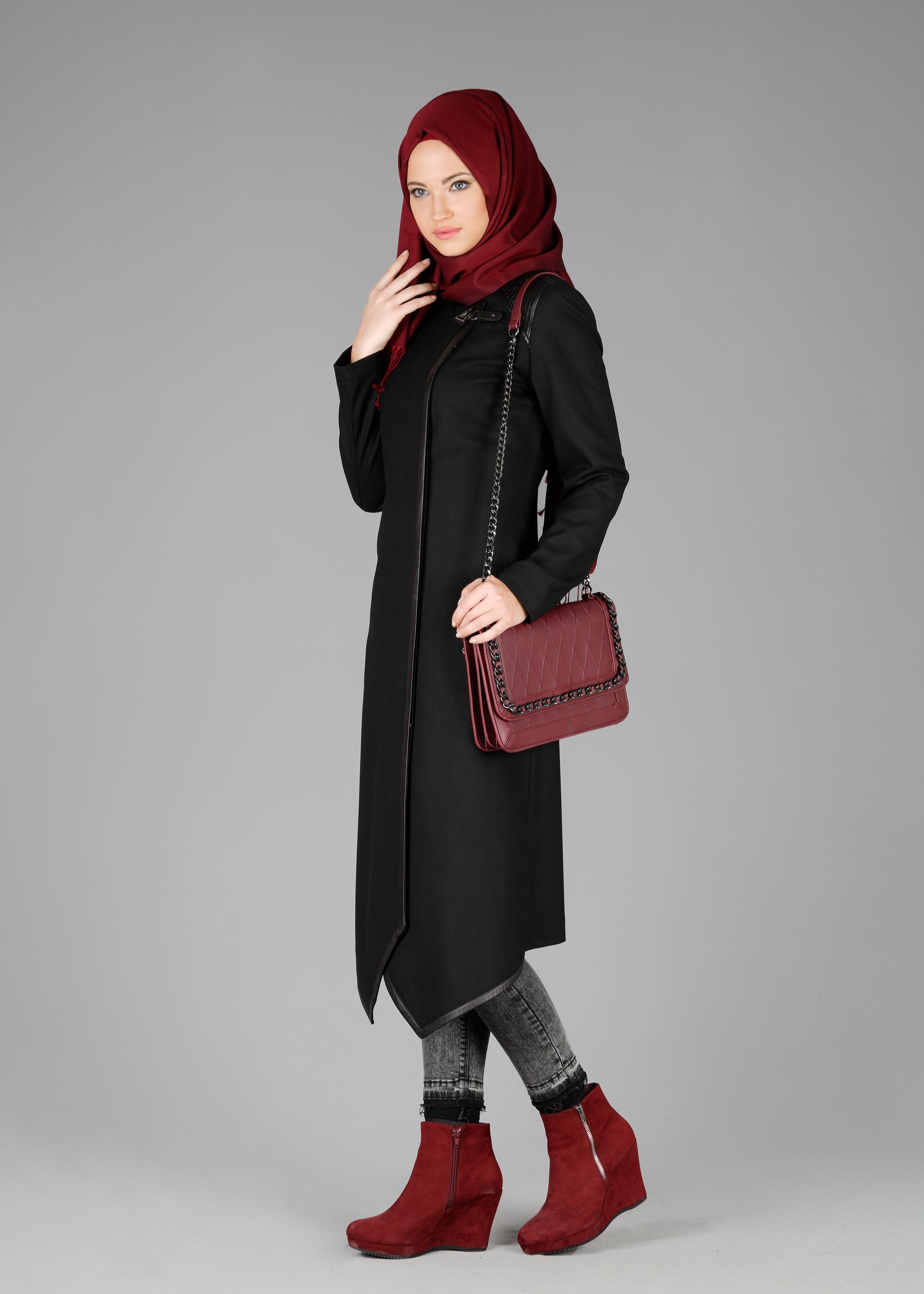 Tesettür giyim SİYAH 1913 TRENÇKOT