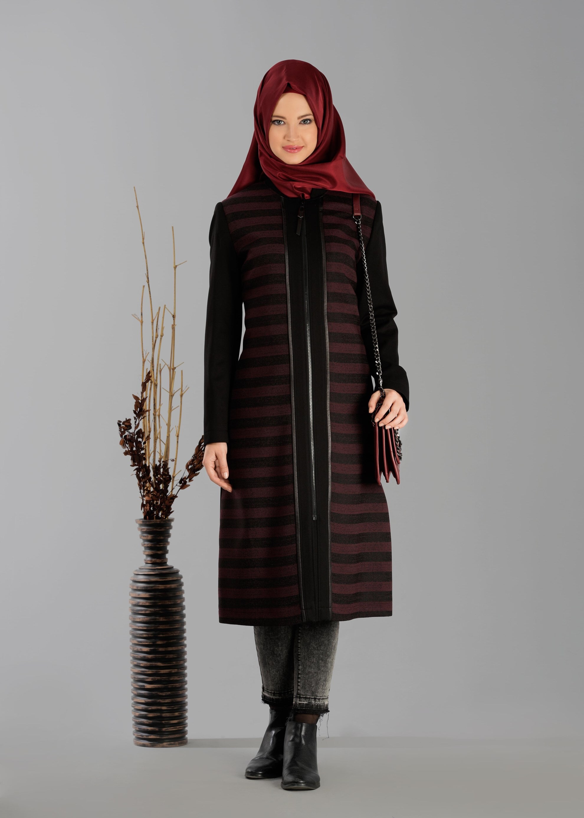 Tesettür giyim MÜRDÜM FERMUARLI ŞERİT DETAYLI TRENÇKOT 1936 