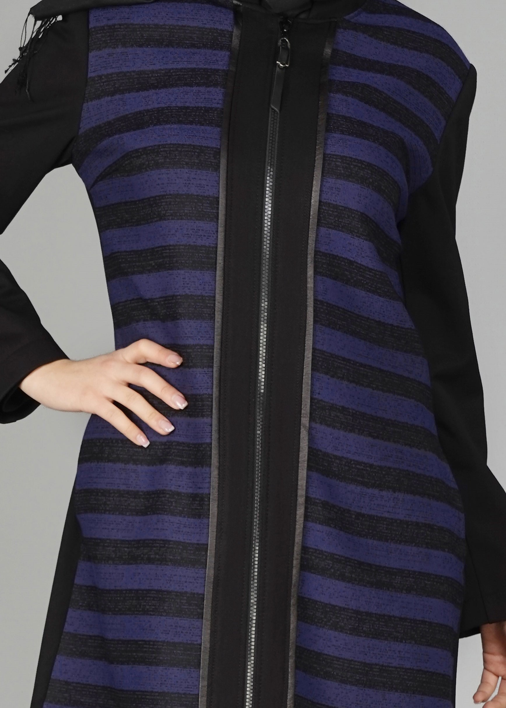 Tesettür giyim LACİVERT FERMUARLI ŞERİT DETAYLI TRENÇKOT 1936 