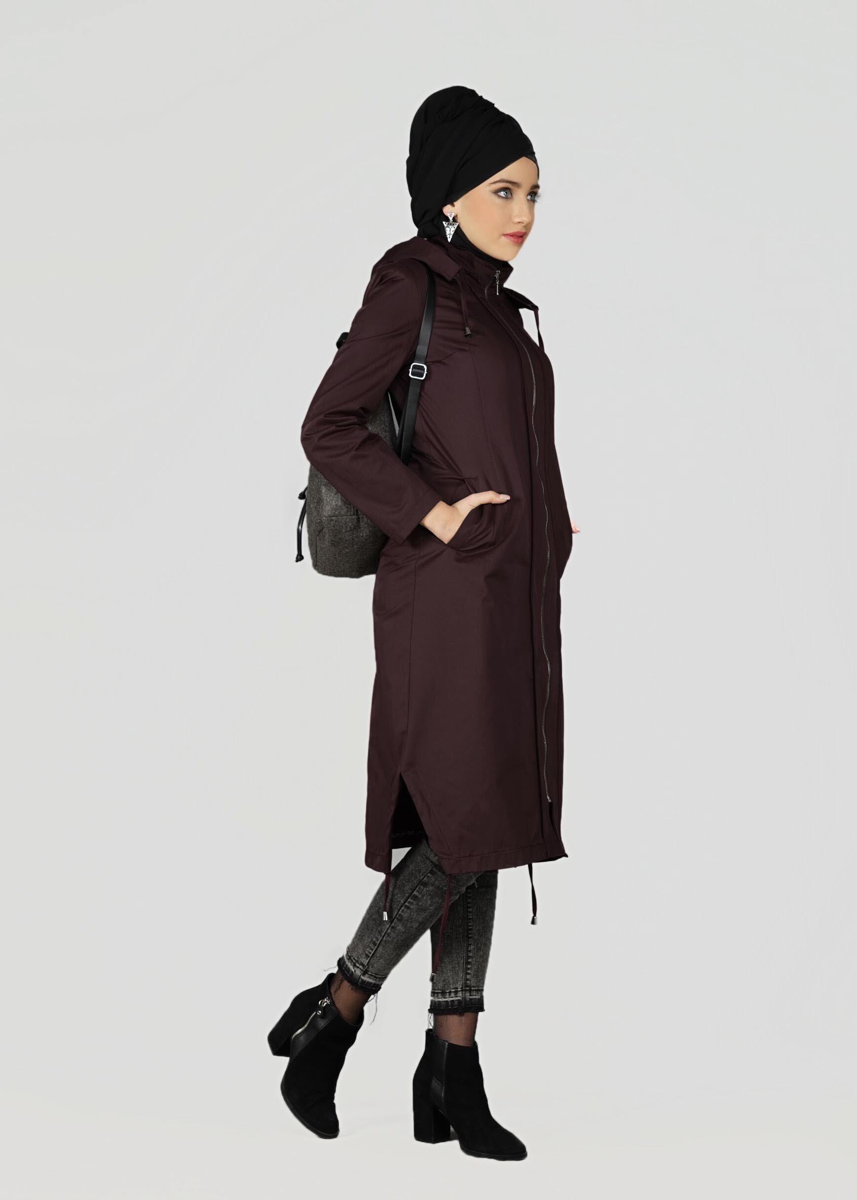 Tesettür giyim MÜRDÜM ETEK UCU BÜZGÜLÜ FERMUARLI TRENÇKOT 1952