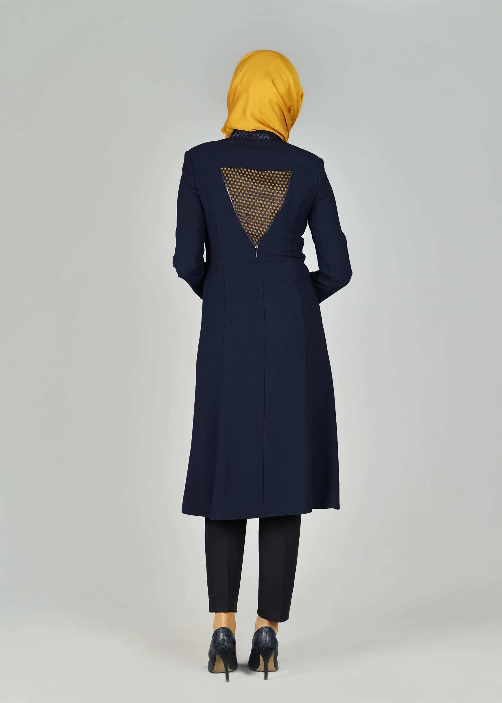 Tesettür giyim SARI BEL KISMI AKSESUARLI FERMUARLI TRENÇKOT 1959