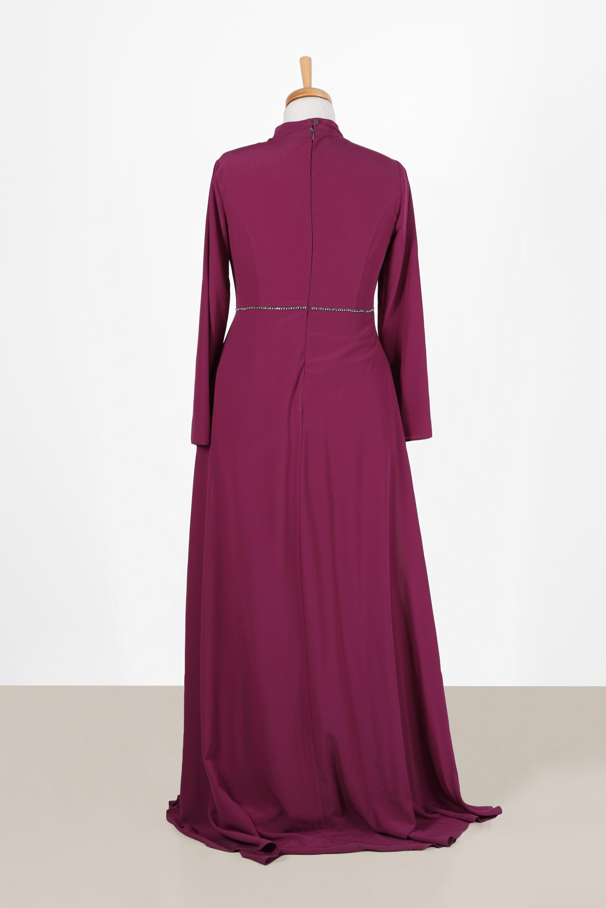 Tesettür giyim MOR BELİ TAŞ DETAYLI ABİYE 5305 