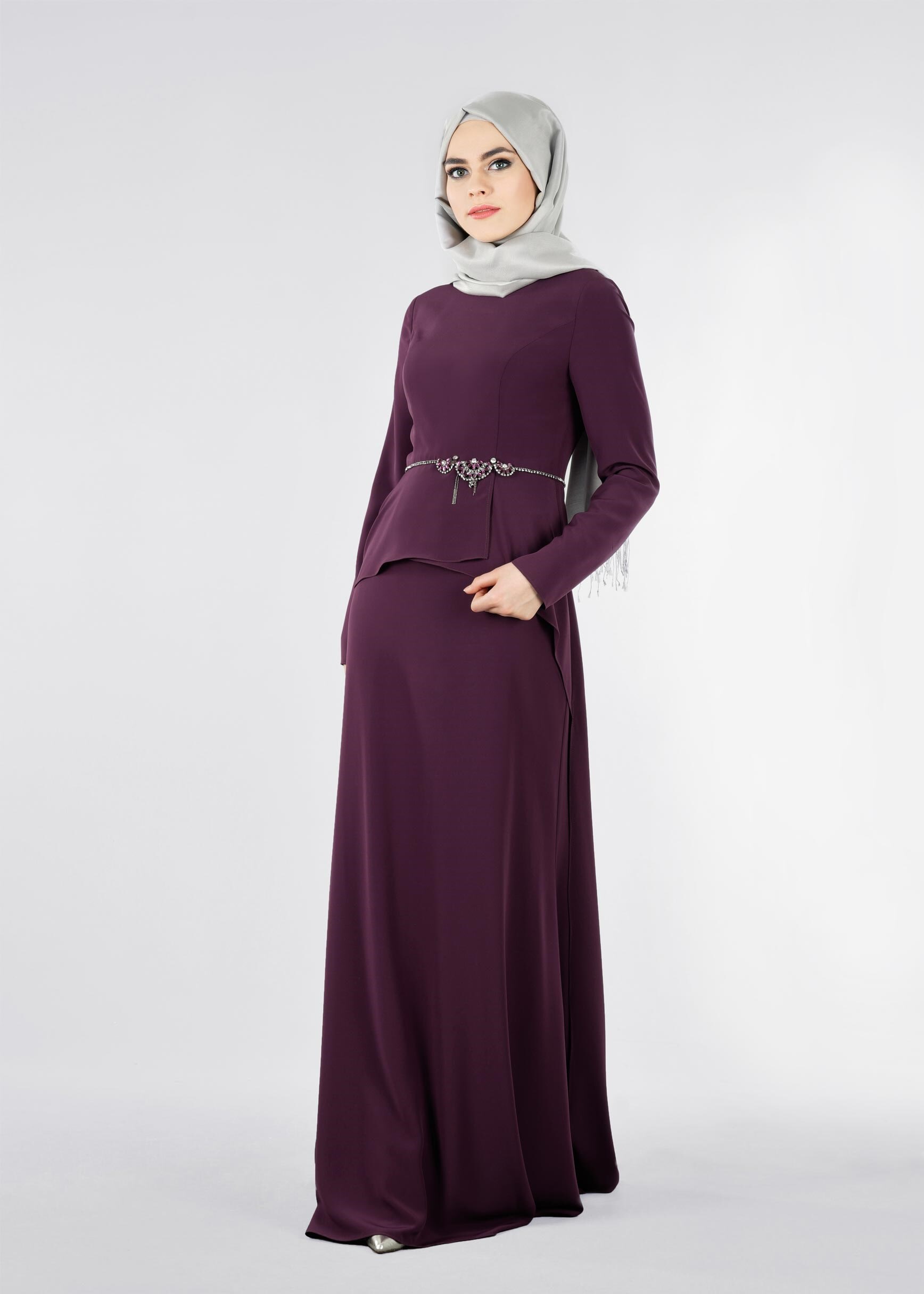 Tesettür giyim MOR BELİ TAŞ DETAYLI ABİYE 5305 