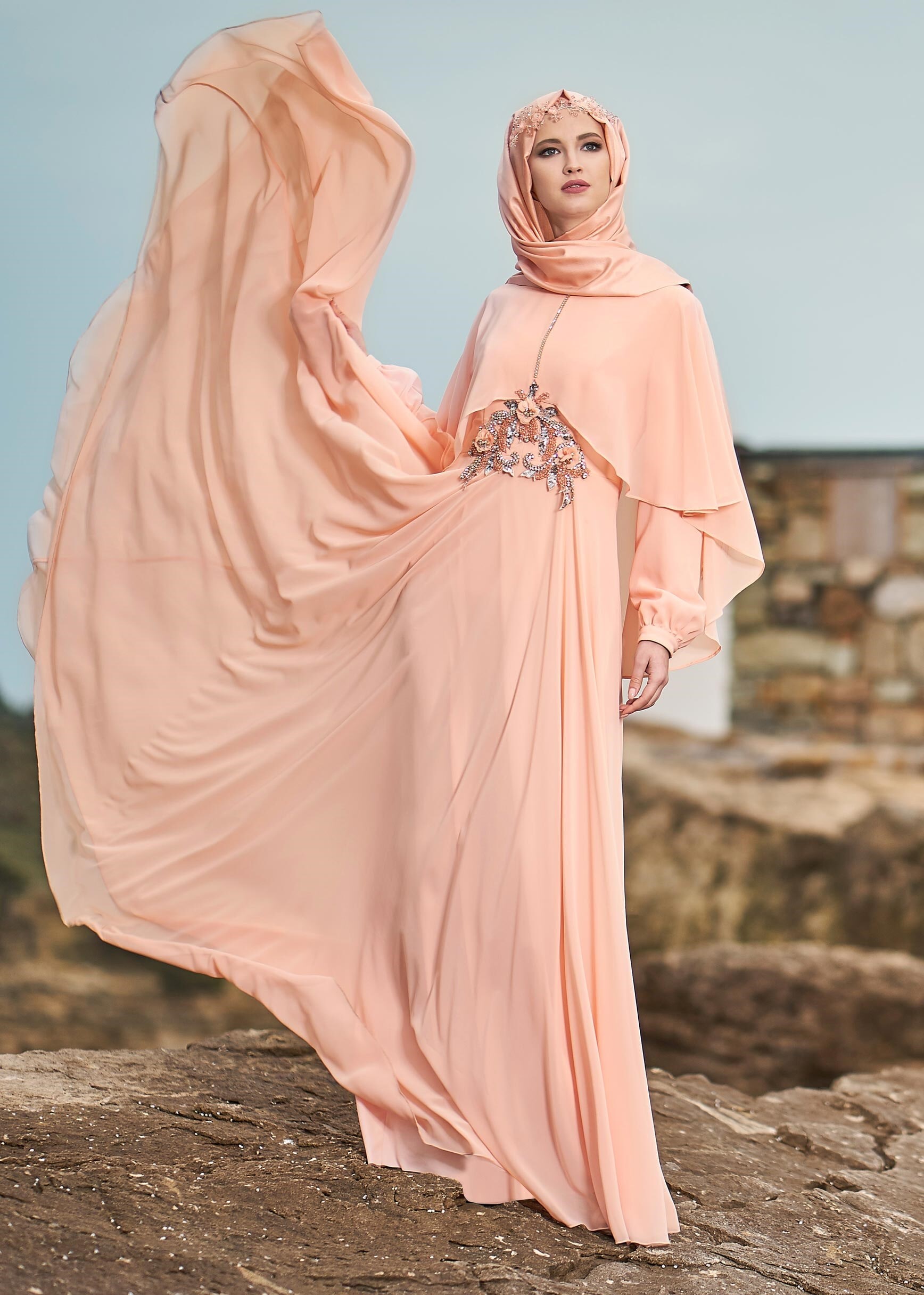 Tesettür giyim PUDRA TAŞLI İŞLEME DETAYLI ŞİFON ABİYE 5309 