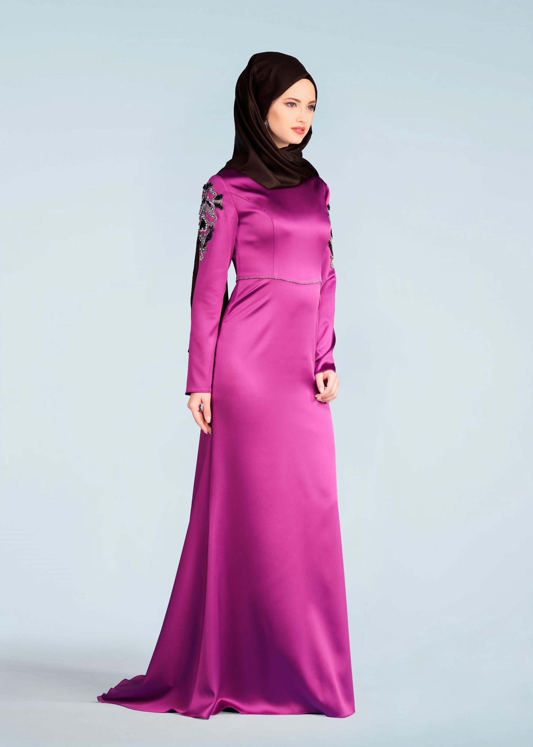 Tesettür giyim MOR TAŞ İŞLEMELİ ABİYE ELBİSE 5311