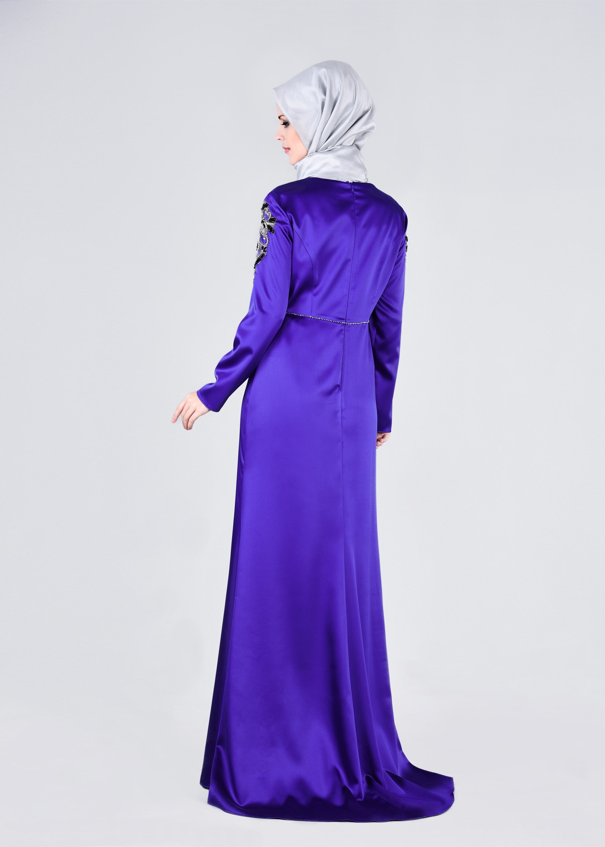 Tesettür giyim MAVİ TAŞ İŞLEMELİ ABİYE ELBİSE 5311