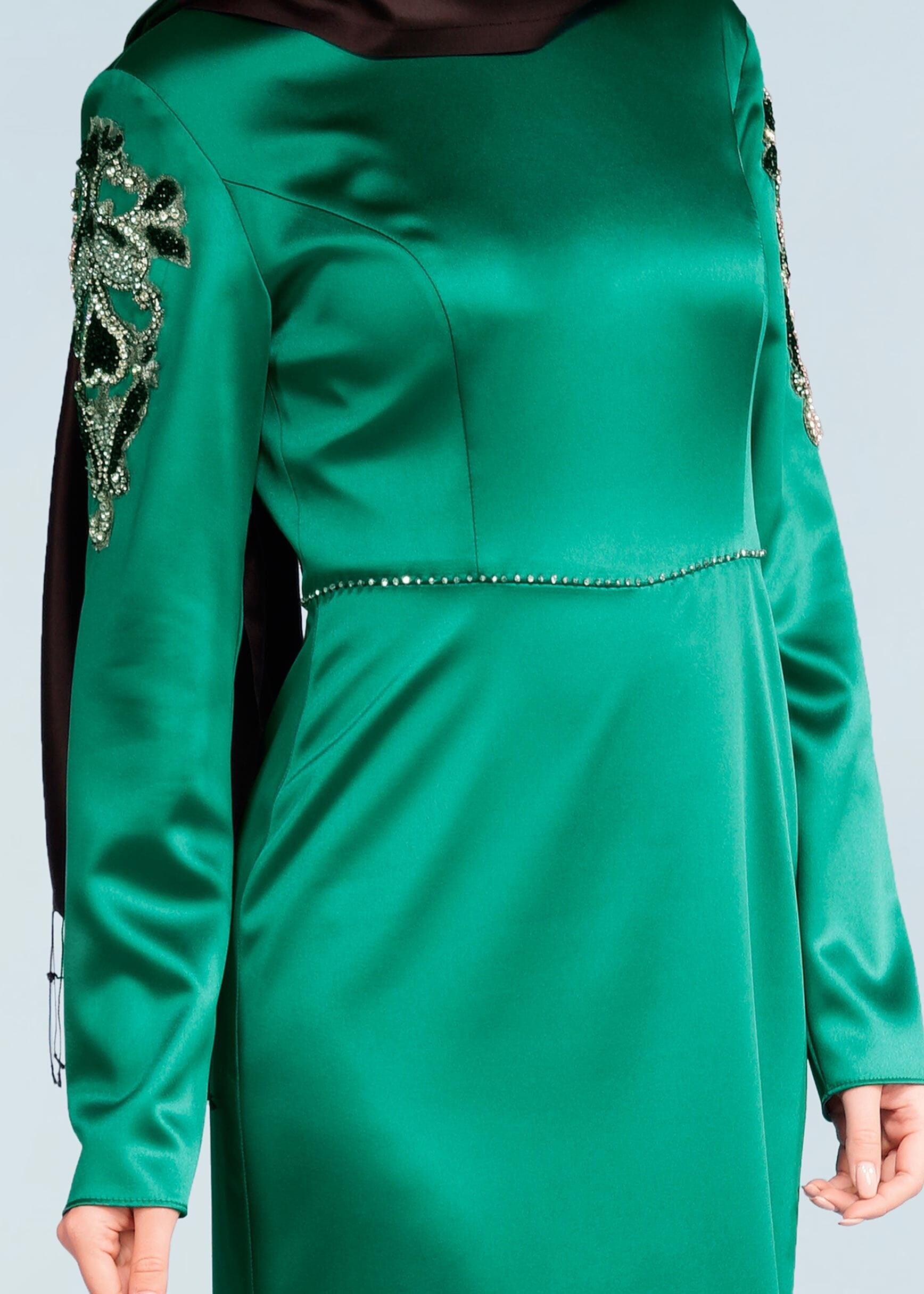 Tesettür giyim YEŞİL TAŞ İŞLEMELİ ABİYE ELBİSE 5311