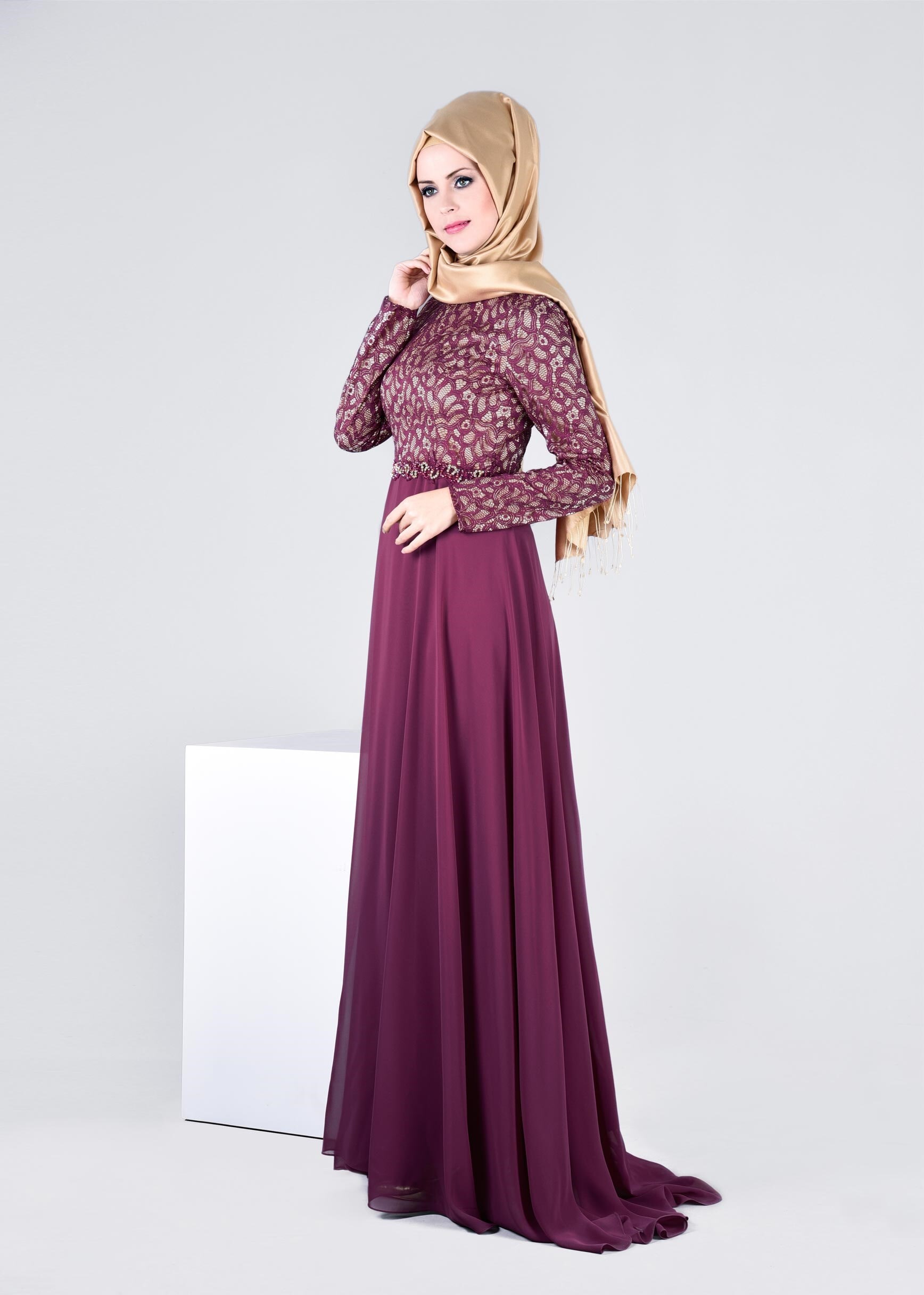 Tesettür giyim MOR TAŞ DETAYLI ABİYE ELBİSE 5327