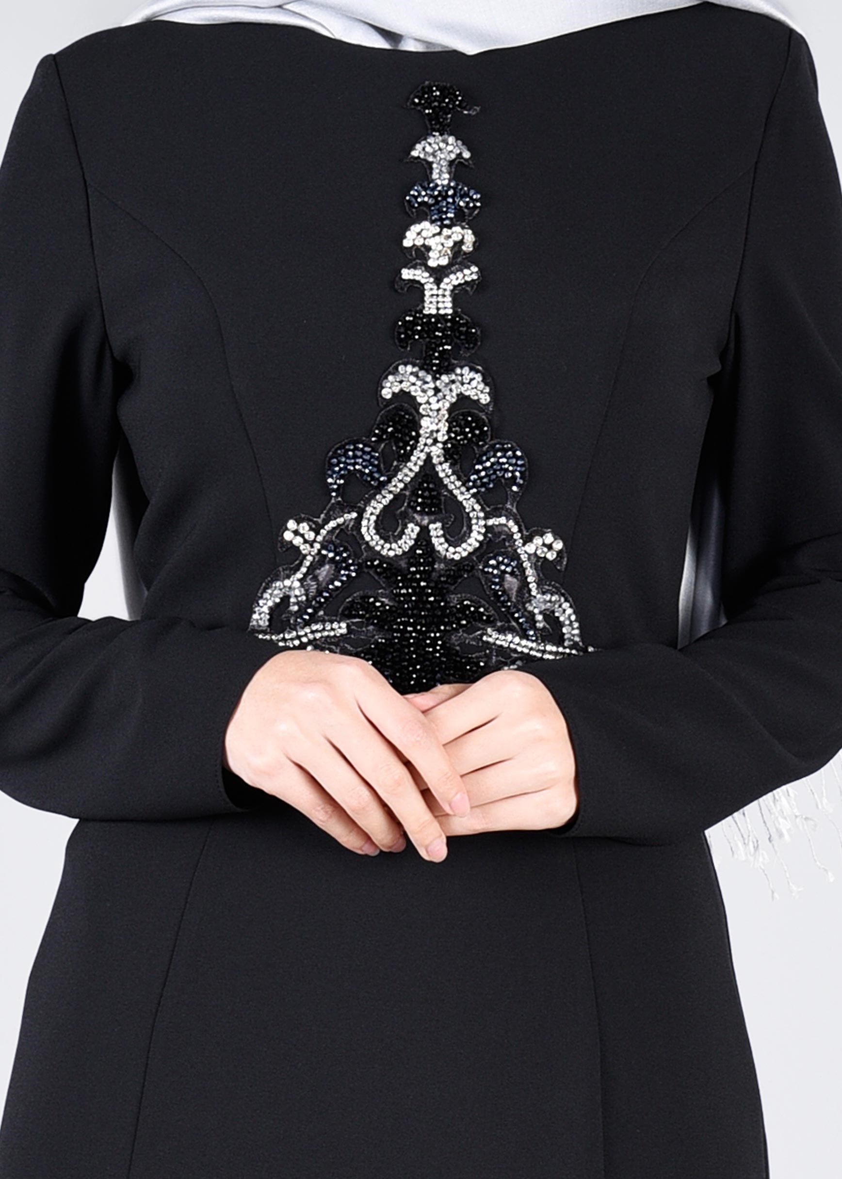 Tesettür giyim SİYAH TAŞ İŞLEMELİ ABİYE 5329