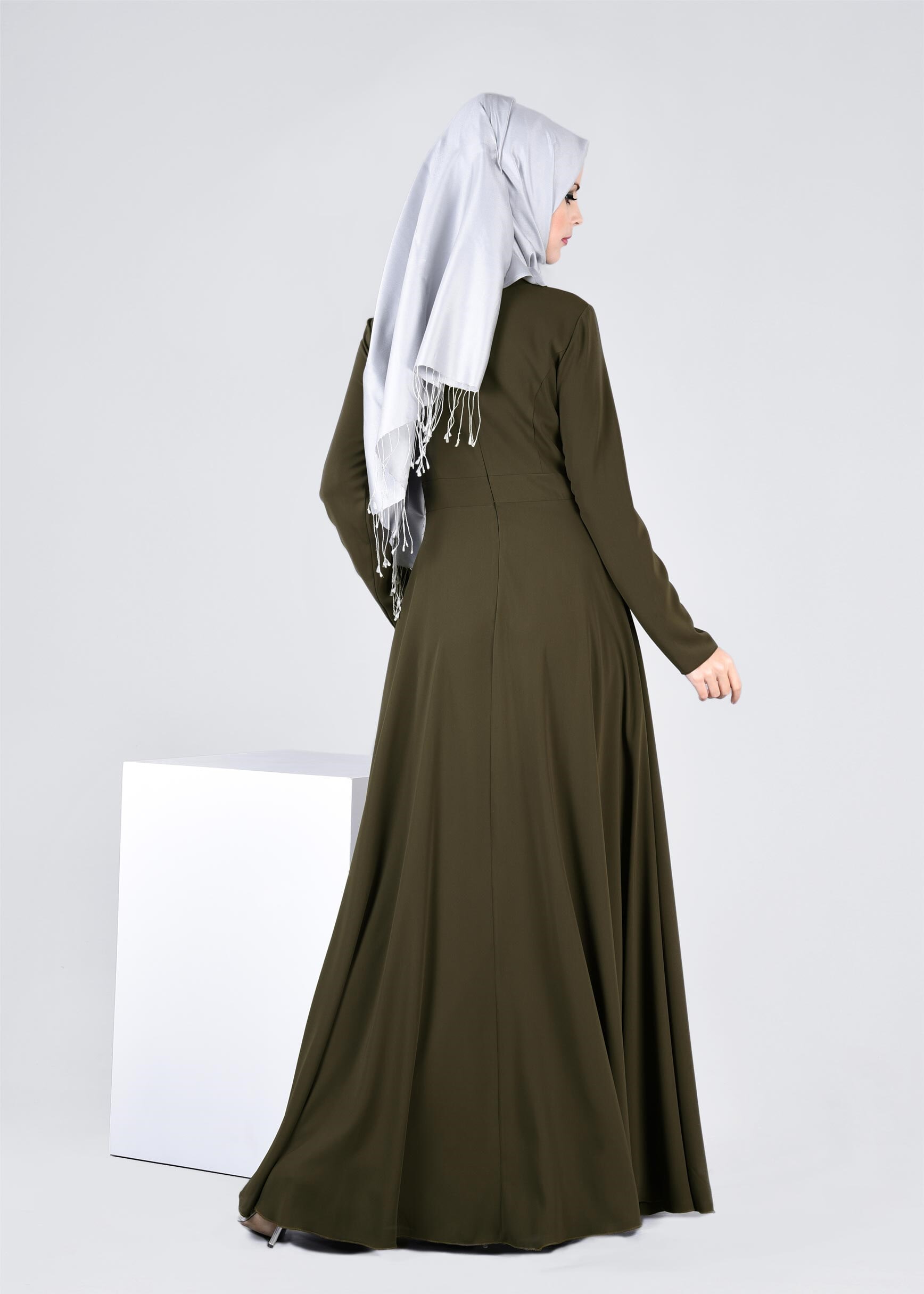 Tesettür giyim HAKİ TAŞ İŞLEMELİ DRAPE DETAYLI ABİYE ELBİSE 5344