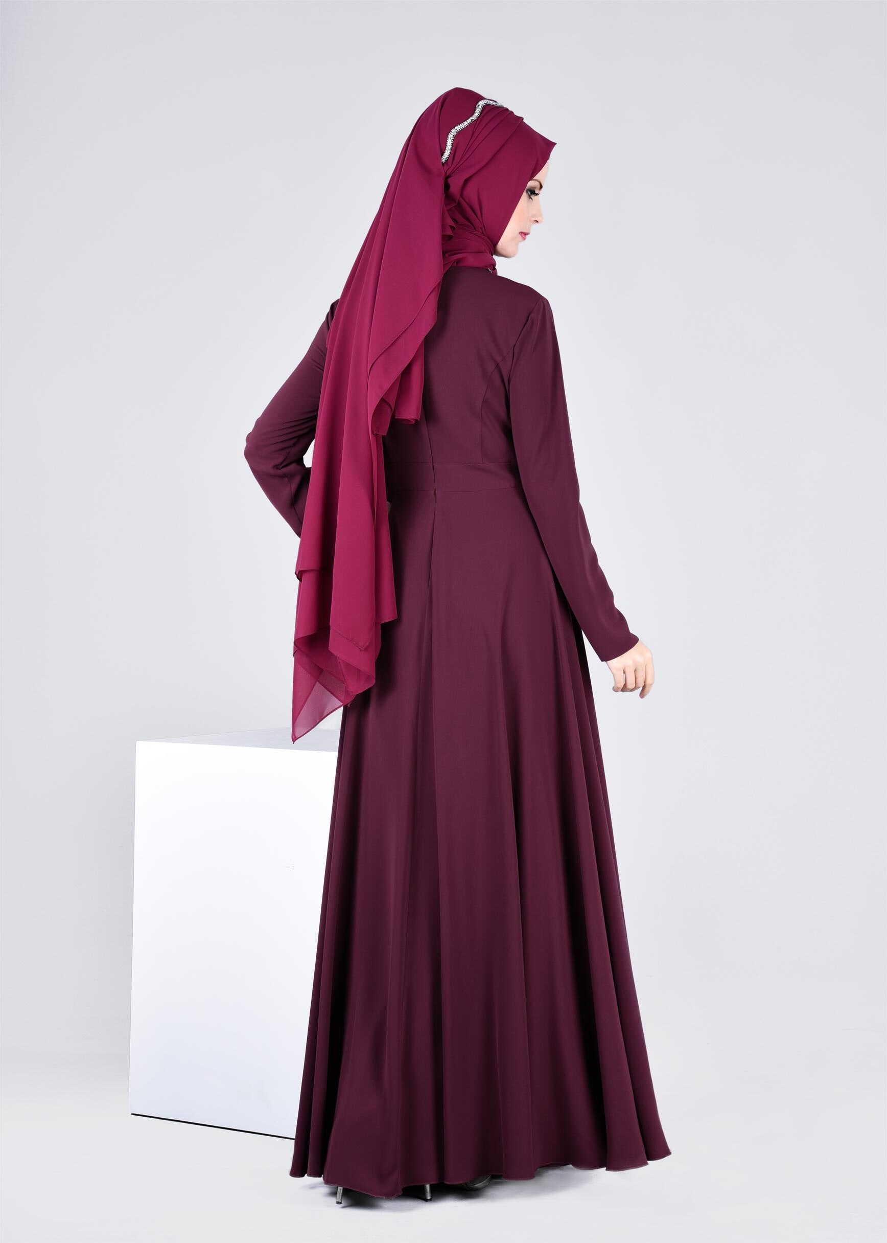 Tesettür giyim MÜRDÜM TAŞ İŞLEMELİ DRAPE DETAYLI ABİYE ELBİSE 5344